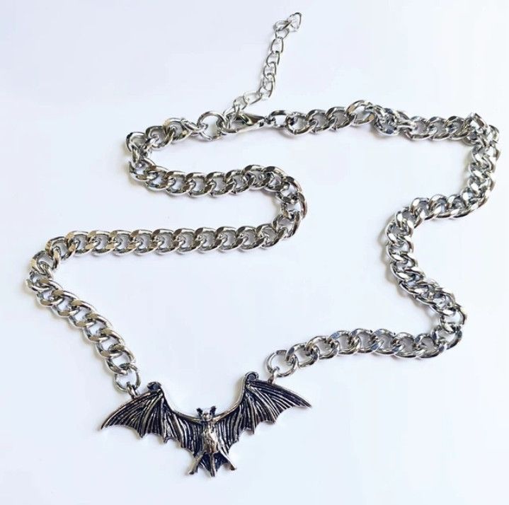 DC Comics × Vintage vintage punk gothic batman chain Size ONE SIZE - 3 Thumbnail