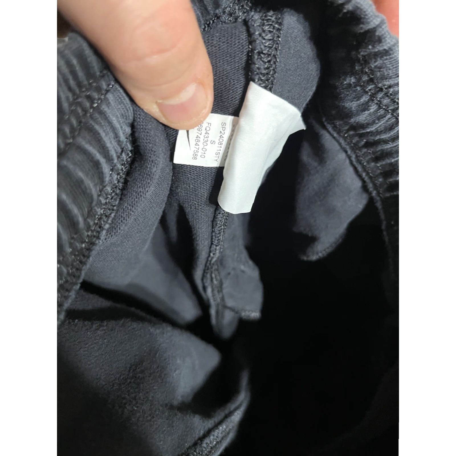 Nike Nike Sportswear Club Knit Fleece Joggers Men’s Small Black Sweat Pants Size US 29 - 5 Thumbnail