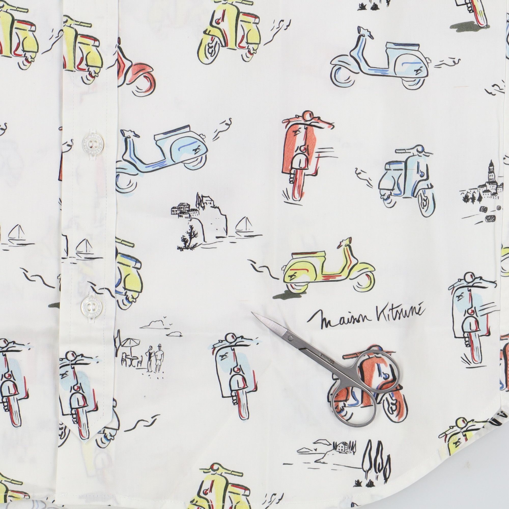 Maison Kitsune White All Over Scooter Print Short Sleeve Shirt Size US S / EU 44-46 / 1 - 9 Thumbnail