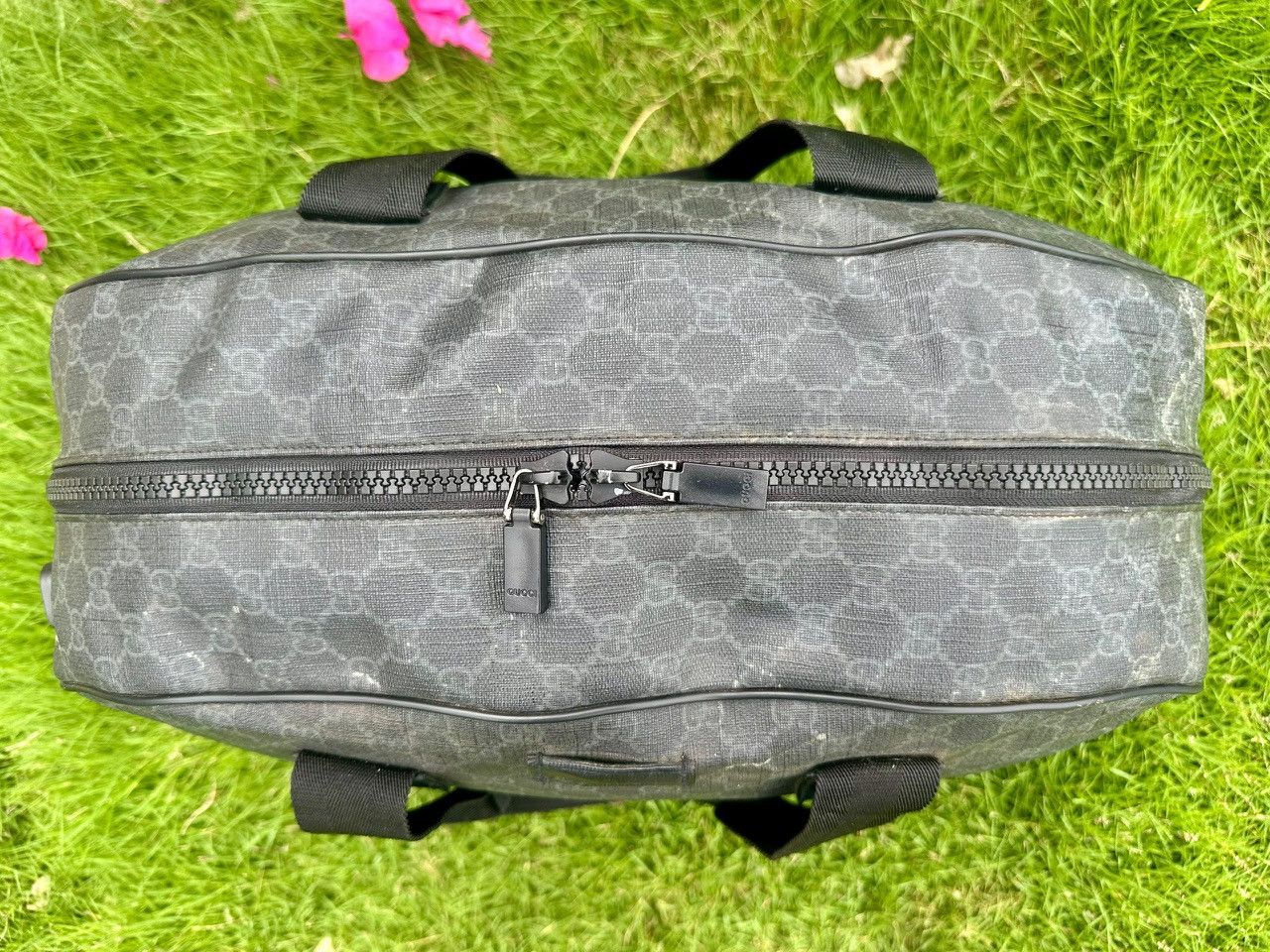 Gucci Authentic Gucci Supreme GG Large Duffle Bag Size ONE SIZE - 5 Thumbnail