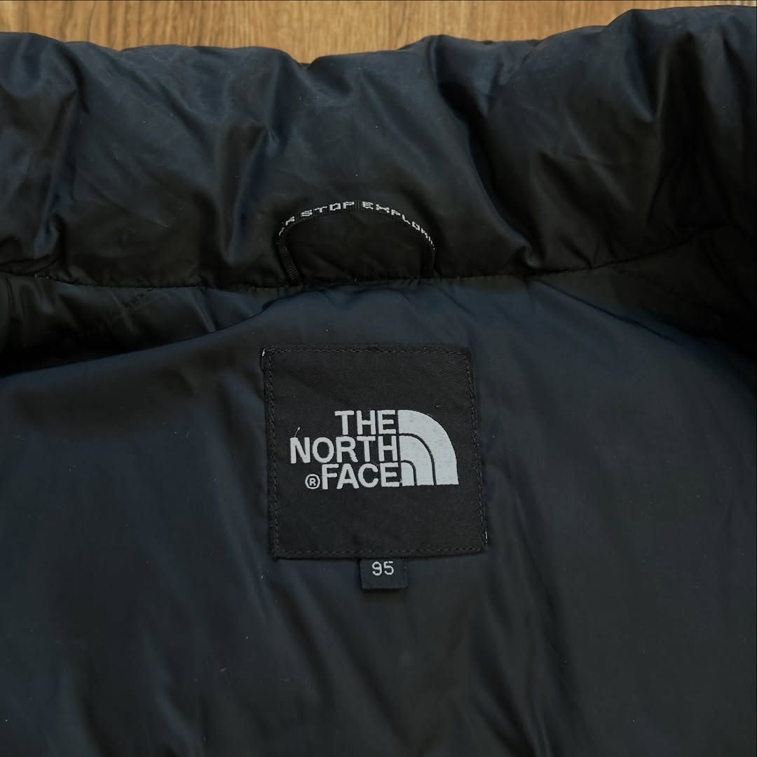 The North Face × Vintage Vintage The North Face 700 Nuptse Retro Down Puffer Jacket Size US M / EU 48-50 / 2 - 6 Thumbnail