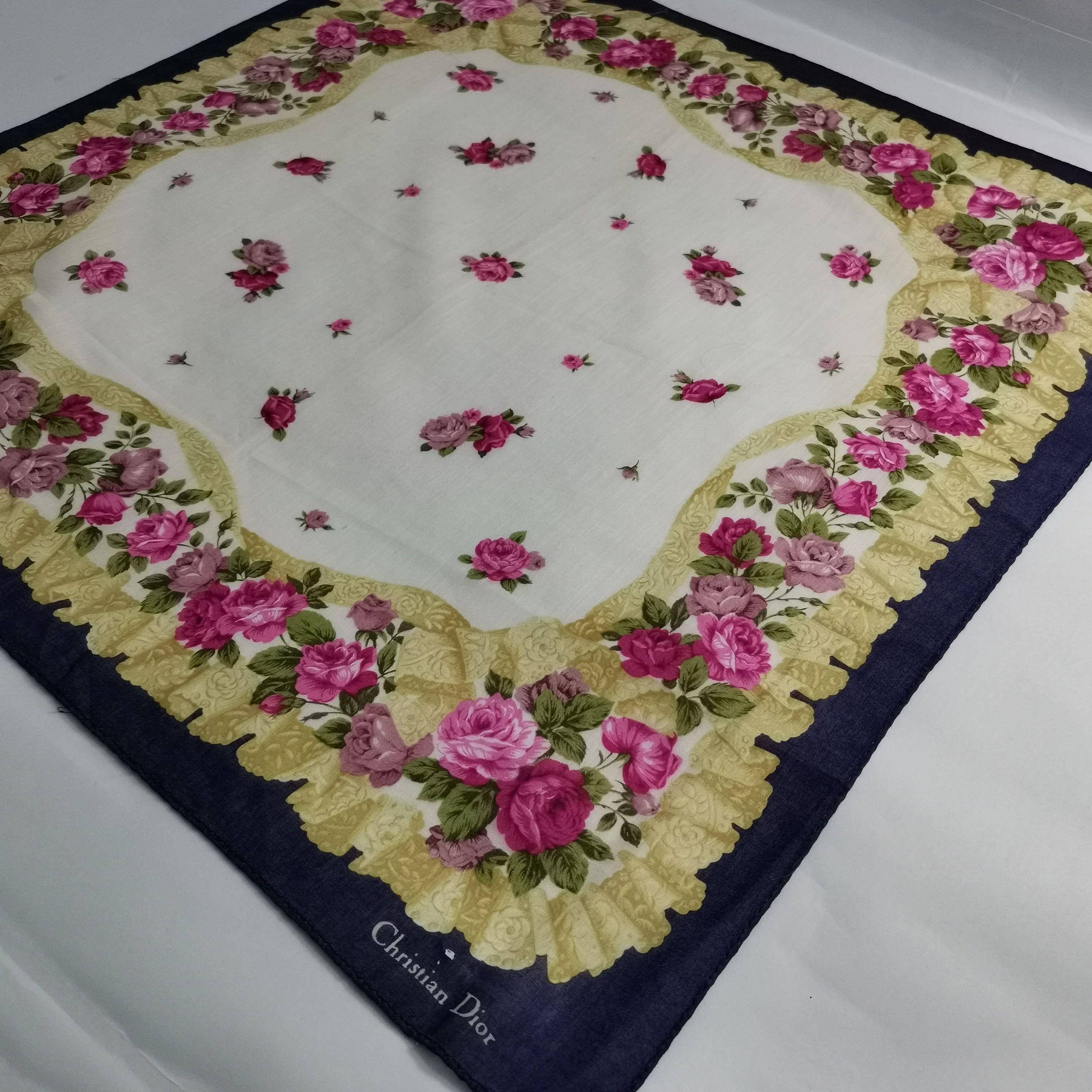 Christian Dior Monsieur CHRISTIAN DIOR HANDKERCHIEF/ NECKERCHIEF/ BANDANA/ SCARF Size ONE SIZE - 3 Thumbnail