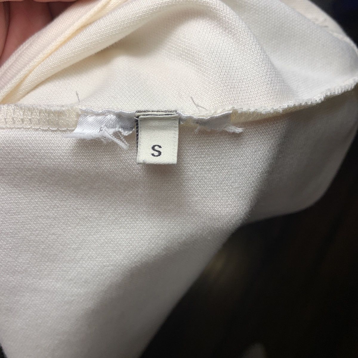 Guess Guess off white colored polo Size US S / EU 44-46 / 1 - 3 Thumbnail