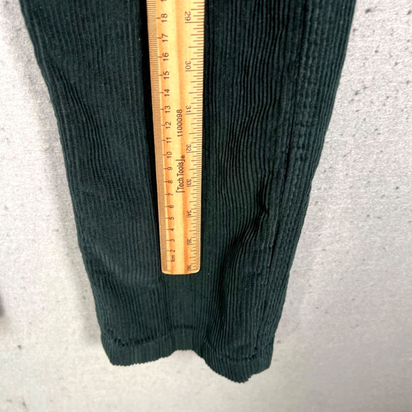 Old Navy Old Navy Mens Medium Green Corduroy Drawstring Straight-Leg Pants Size US 31 - 6 Thumbnail