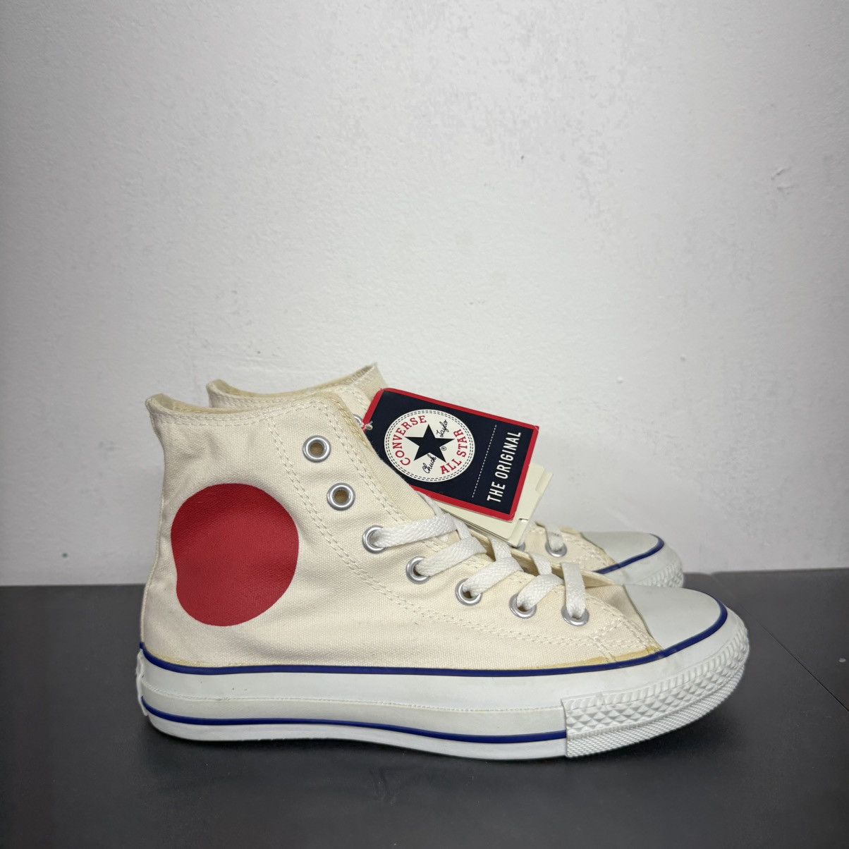 Converse NOS🔥 Converse Chuck Taylor All Star Originator Hinomaru Size US 5 / EU 37 - 1 Thumbnail