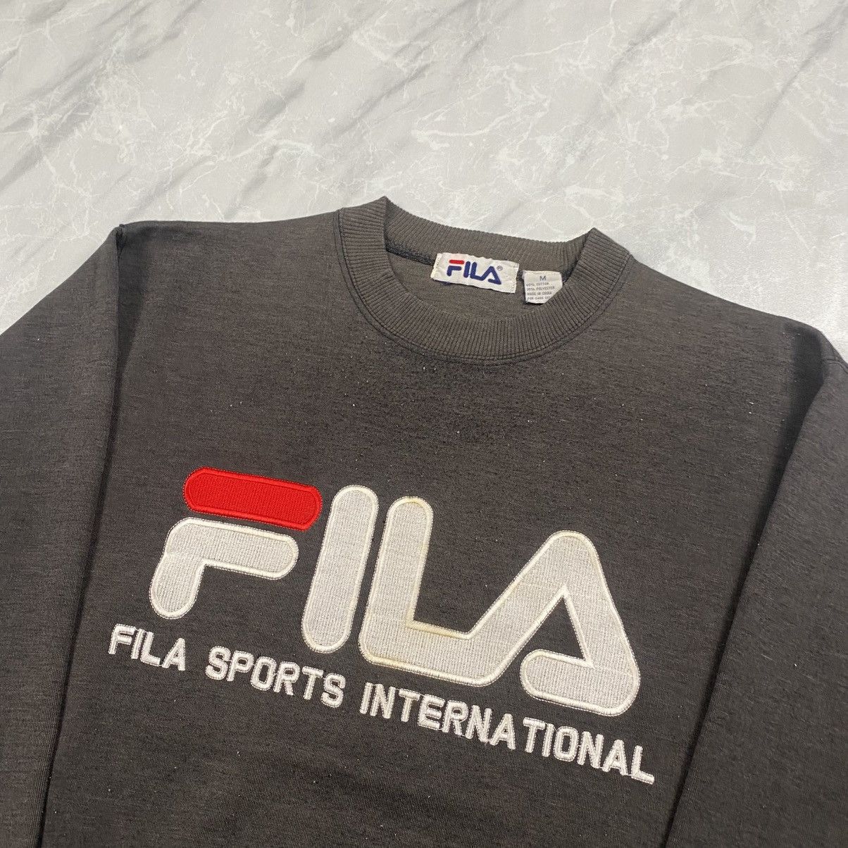 Fila Vintage 90s Fila Big Logo Sunfaded Crewneck Size US M / EU 48-50 / 2 - 2 Thumbnail