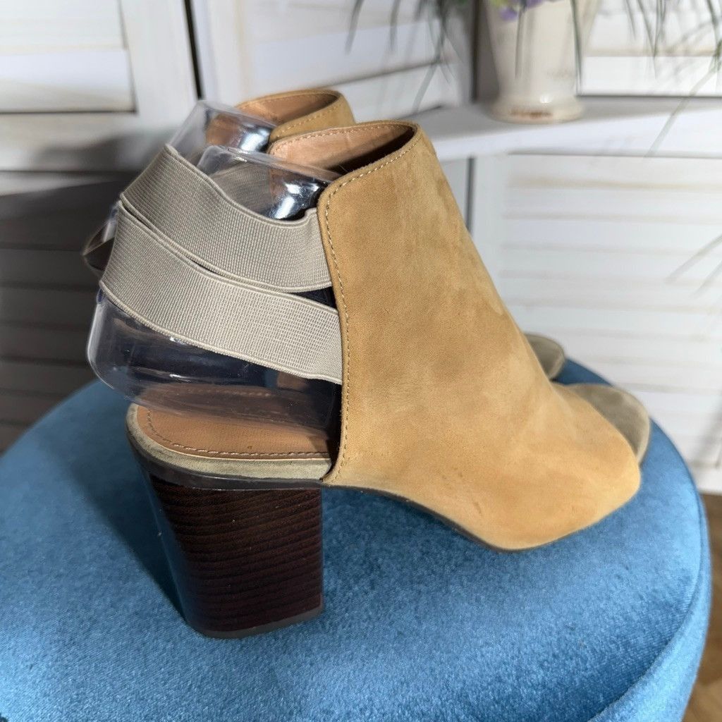 Kenneth Cole Kenneth Cole nude suede leather open toe bootie sz 9.5 Size US 9.5 / IT 39.5 - 3 Thumbnail