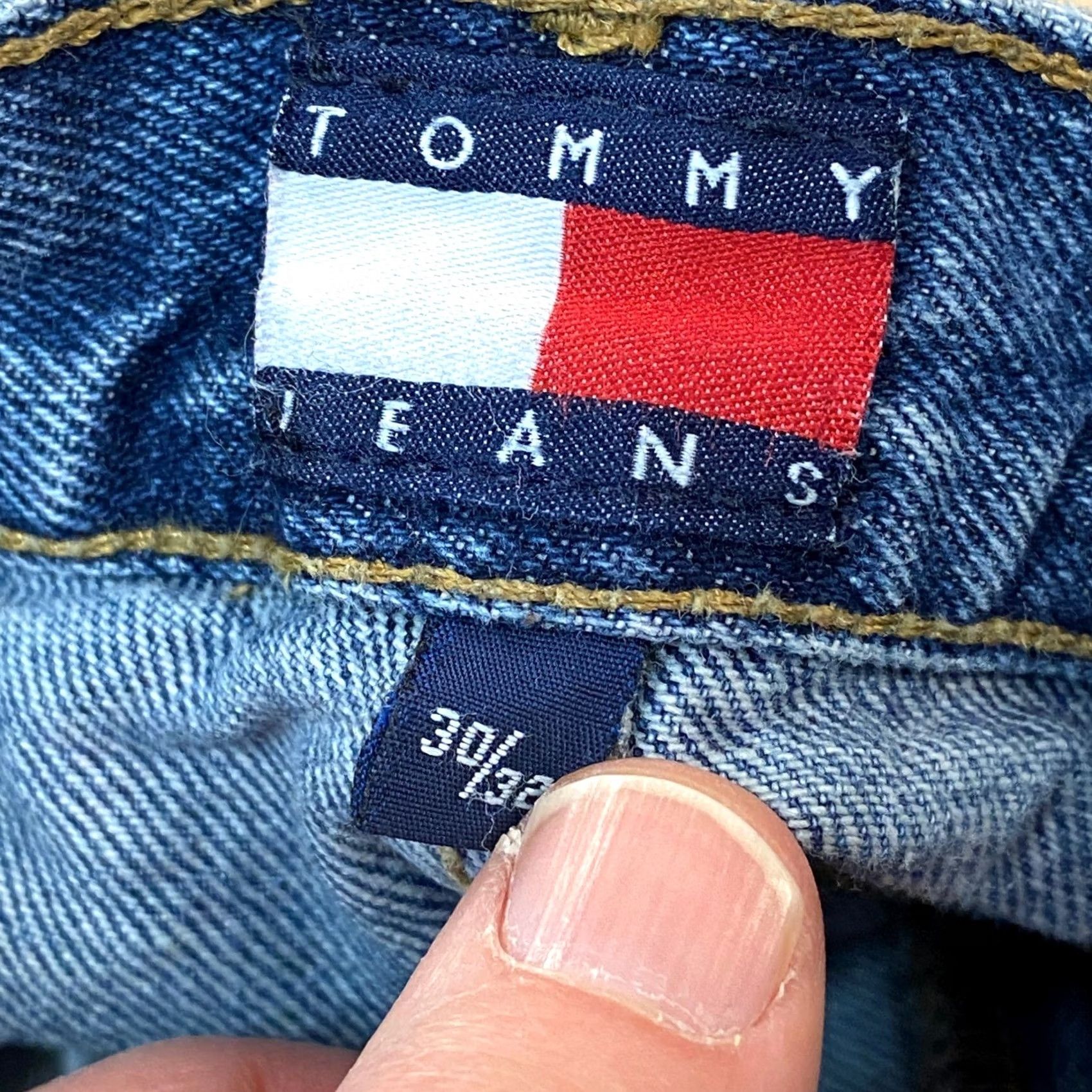 Tommy Hilfiger VINTAGE Tommy Hilfiger Jeans Mens Wide-Leg 30x27.5 Denim Blue 90s Y2K Carpenter Workwear Hip Hop Skate Baggy Relazed Fit Mens Size US 30 / EU 46 - 3 Thumbnail