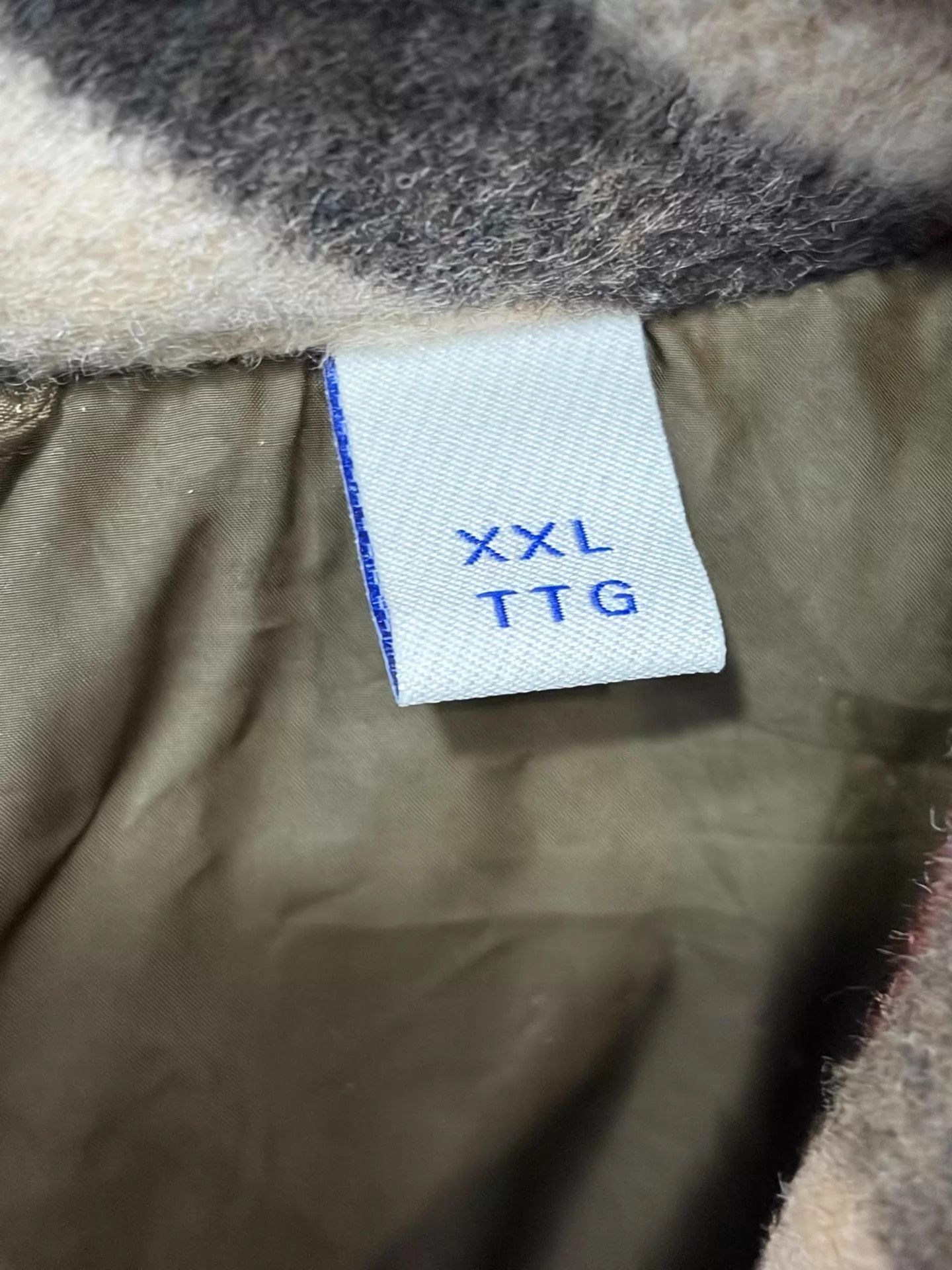 Burberry Burberry Men's Hooded Olive Green XXL Check-Lined Puffer Jacket Size US XXL / EU 58 / 5 - 4 Thumbnail