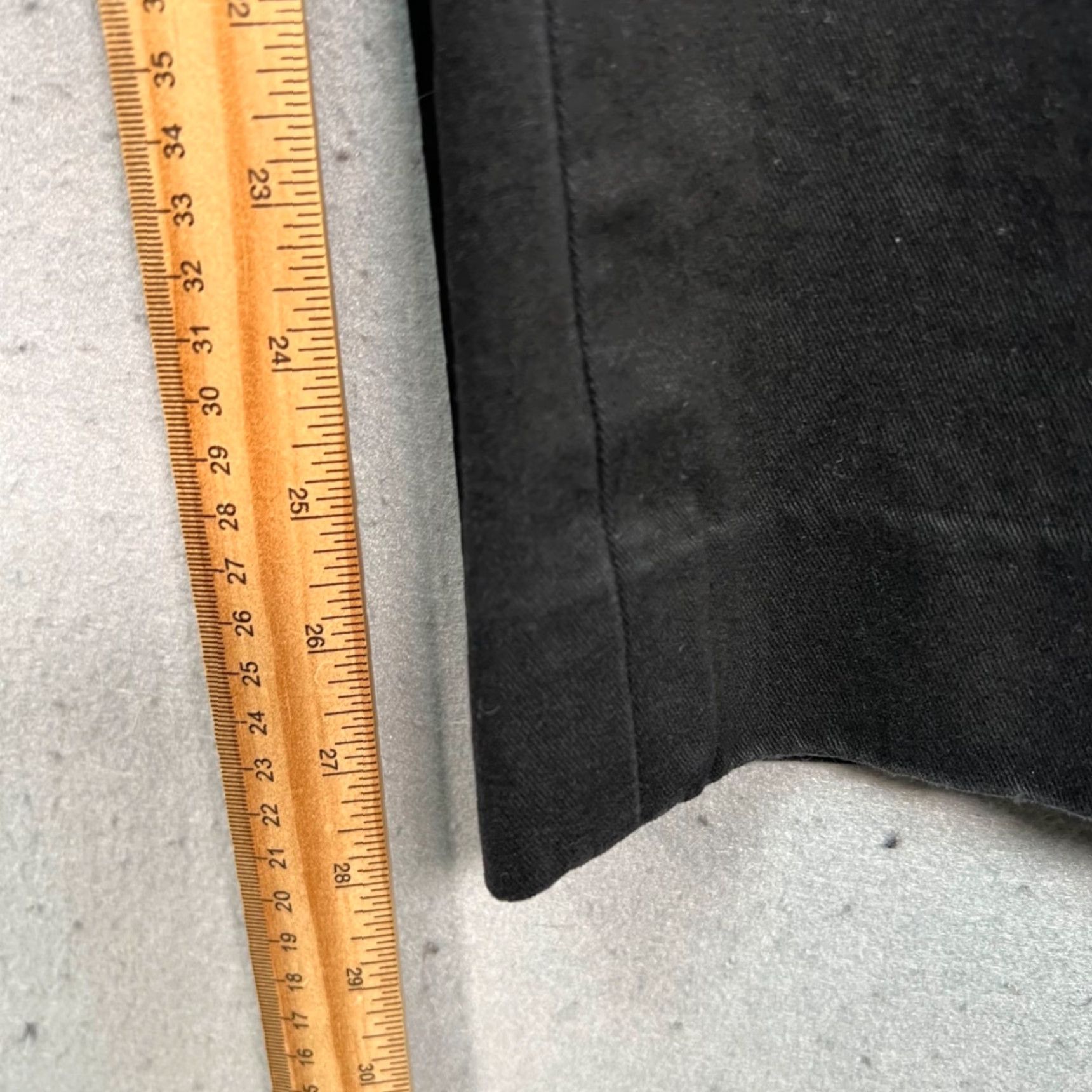 A.P.C. A.P.C. Mens Small Black Cotton Trousers Straight Leg Chino Pants Pants Mens Small Black Cotton Trousers Straight Leg Chino 29in Inseam Vintage/Jacket? Size US 29 - 7 Thumbnail
