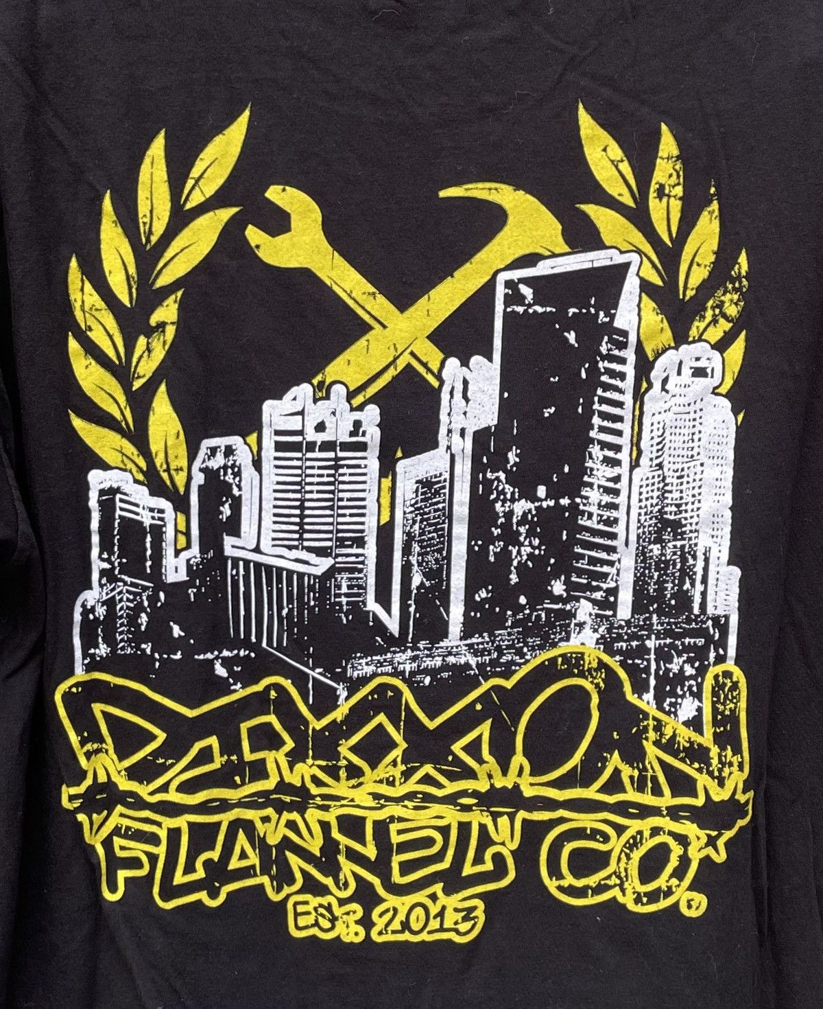 Dixxon Mens Dixxon Flannel Co Skyline Graphic T Shirt Size US L / EU 52-54 / 3 - 5 Thumbnail