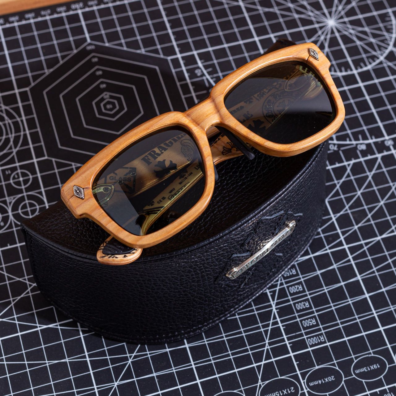 Chrome Hearts CHROME HEARTS LILITH WOOD PLYWOOD Size ONE SIZE - 14 Thumbnail
