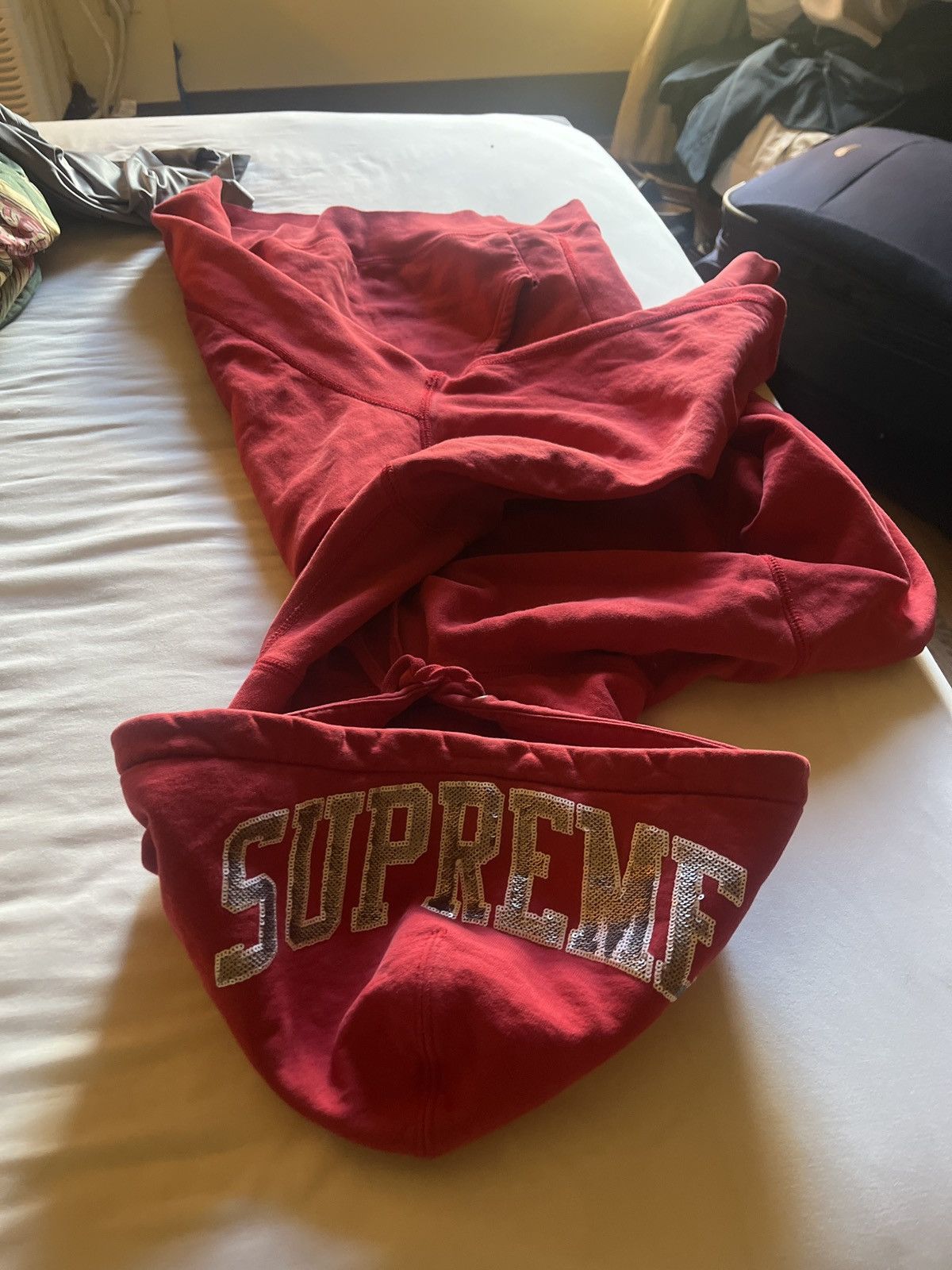 Supreme Large red supreme hoodie Size US L / EU 52-54 / 3 - 1 Thumbnail