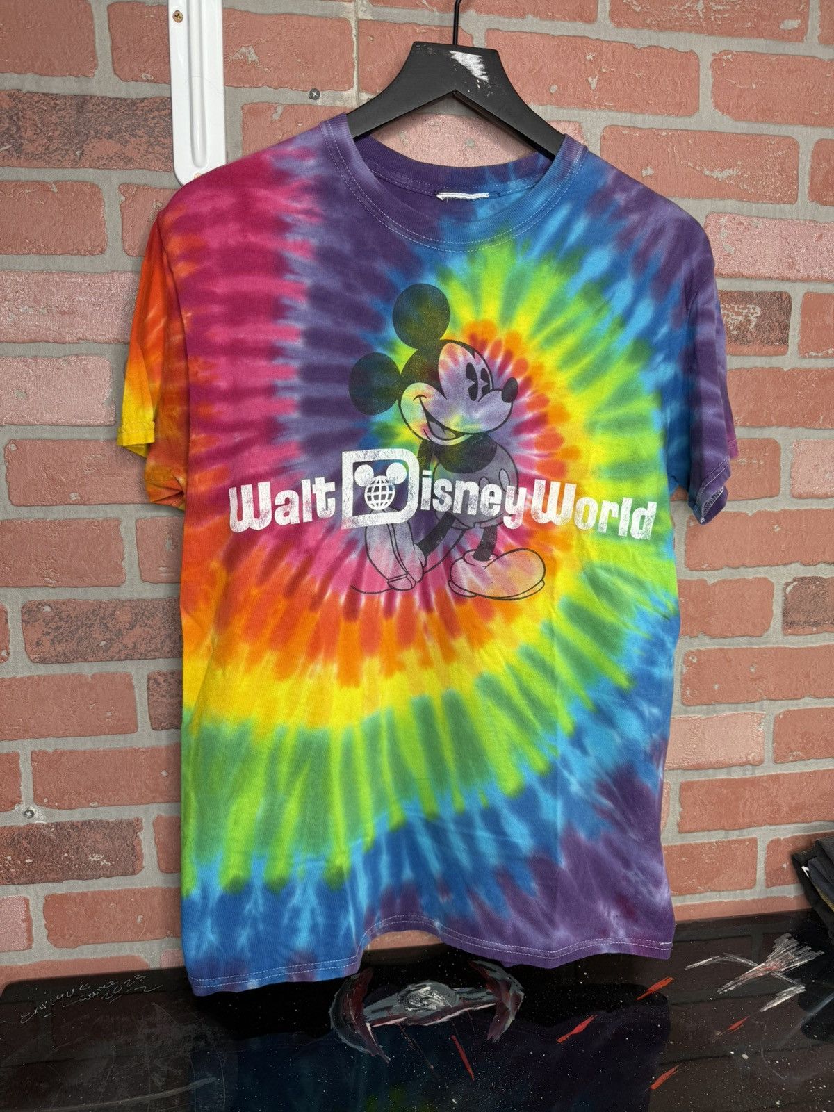 Vintage Vintage Disney Mickey Tiedye T-Shirt Adult Size Medium Size US M / EU 48-50 / 2 - 1 Thumbnail