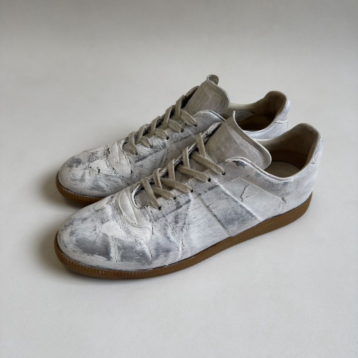 Maison Margiela White/Silver Painted OG GAT Sneakers Size US 13 / EU 46 - 11 Thumbnail