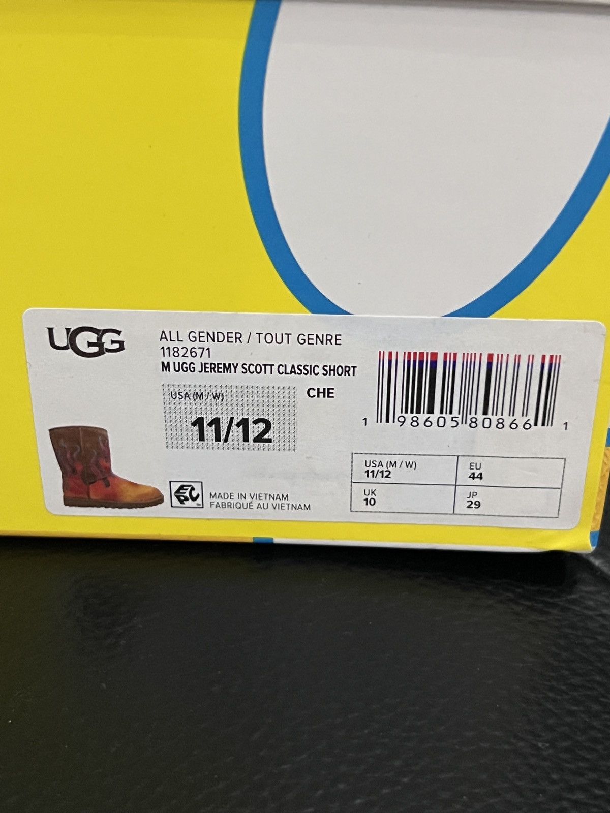 Jeremy Scott UGG by Jeremy Scott Flame Embroidered Snow Boots Size US 12 / EU 45 - 14 Thumbnail