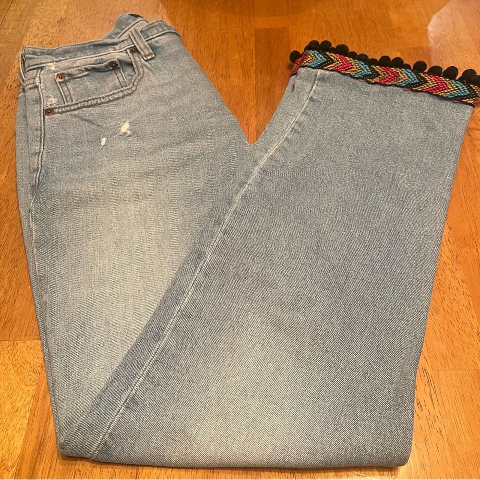 Abercrombie & Fitch Abercrombie & Fitch Light Blue Jeans with colorful Trim, 28 Size 28" / US 6 / IT 42 - 1 Thumbnail
