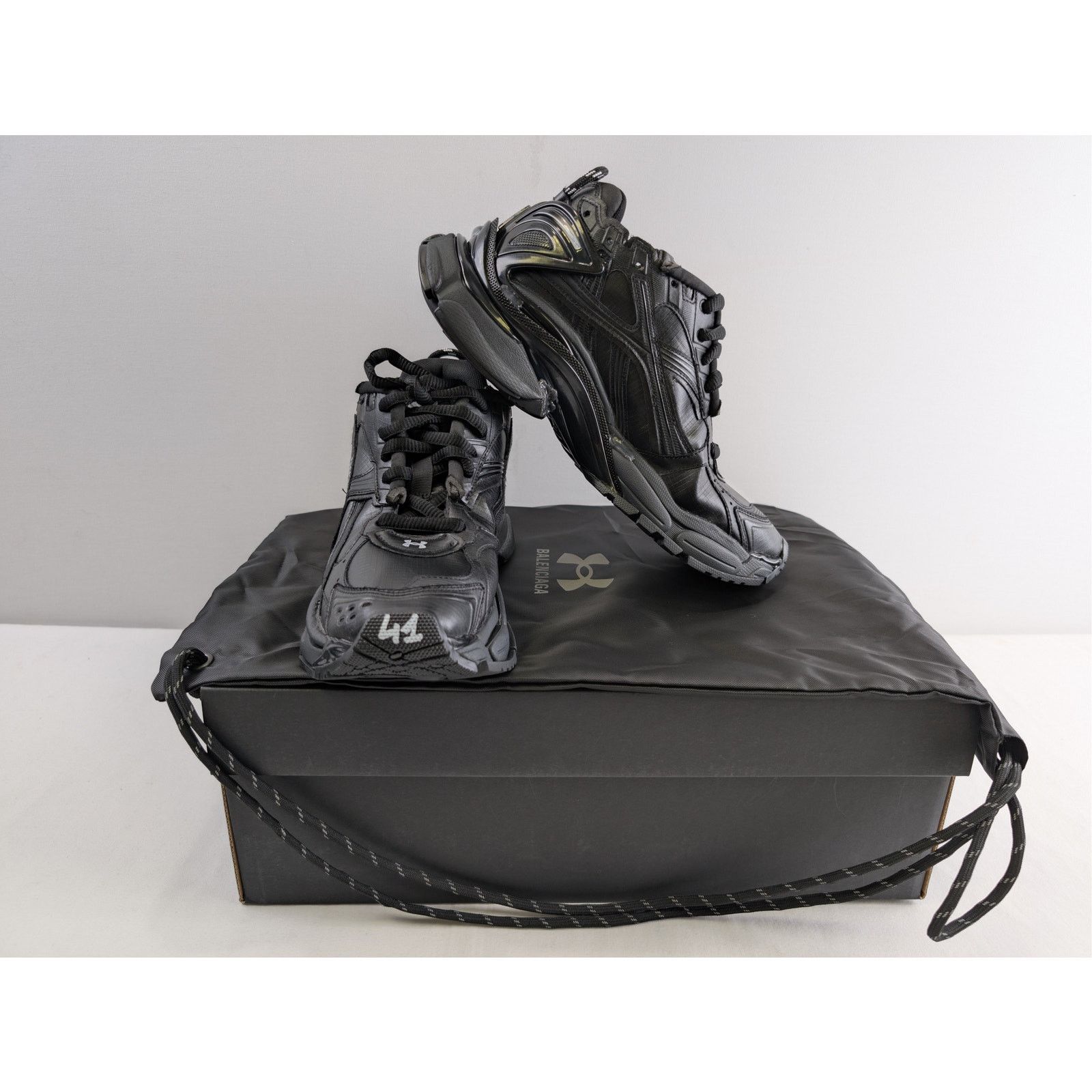 Balenciaga × Under Armour o1rshd1 Runner Ripstop Shoe Sneakers in Black 41 Size US 8 / EU 41 - 21 Thumbnail
