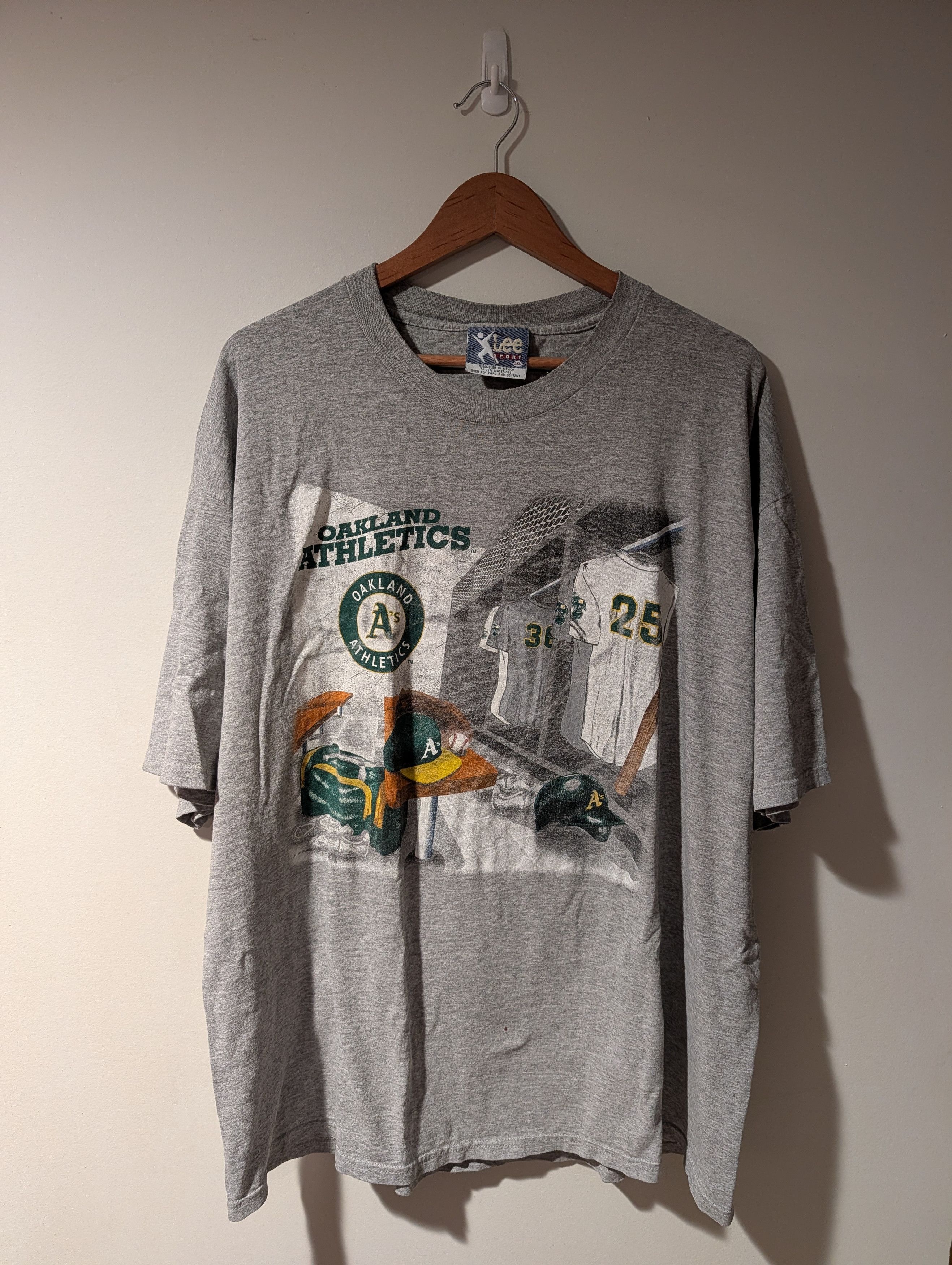 MLB VTG 90s Oakland Athletics MLB Lee Sport Locker Room T-Shirt Size US XXL / EU 58 / 5 - 1 Thumbnail