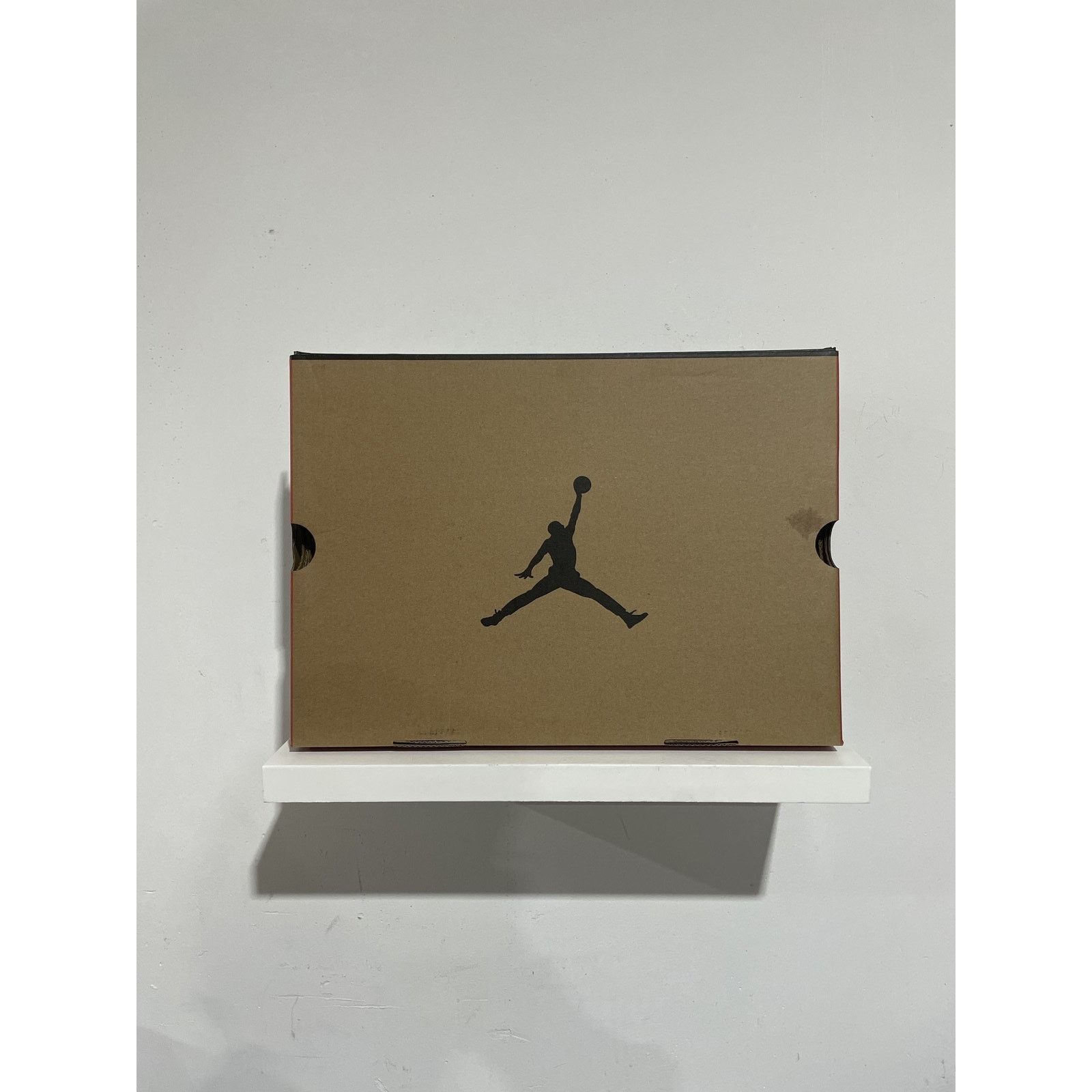 Jordan Brand JORDAN 12 RETRO BLUEBERRY SIZE 10.5 PREOWNED Size US 10.5 / EU 43-44 - 6 Thumbnail