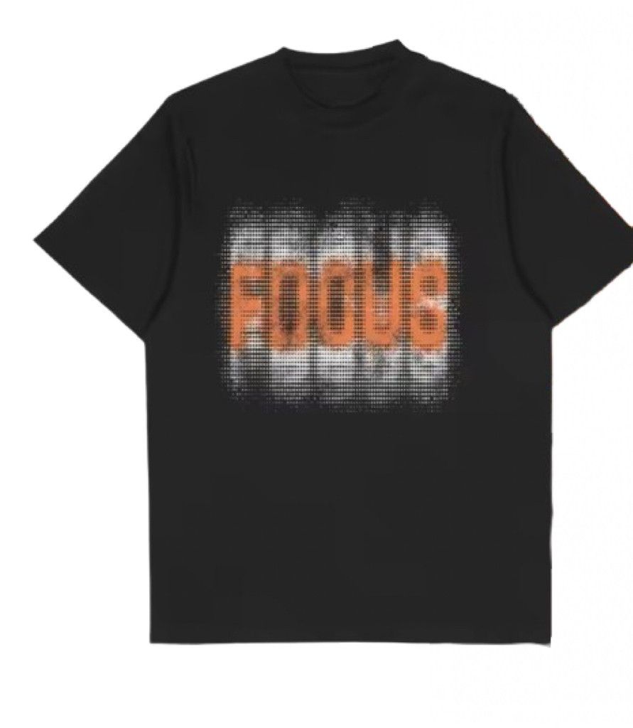 Japanese Brand Streetwear Goth Blur Focus Font Black T-Shirt Punk Tees Size US M / EU 48-50 / 2 - 2 Thumbnail