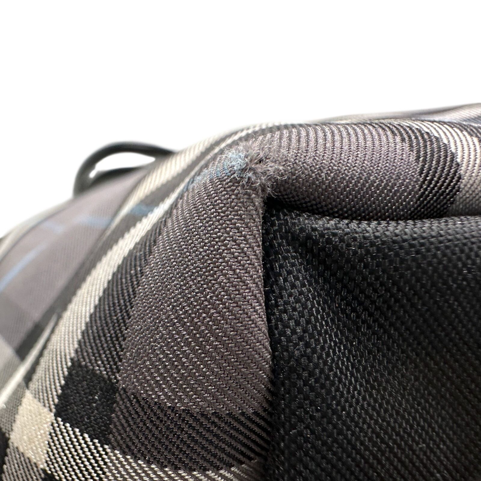 Burberry Autre Marque Burberrys London Gray Nova Check Blue Label Bag Size ONE SIZE - 7 Thumbnail