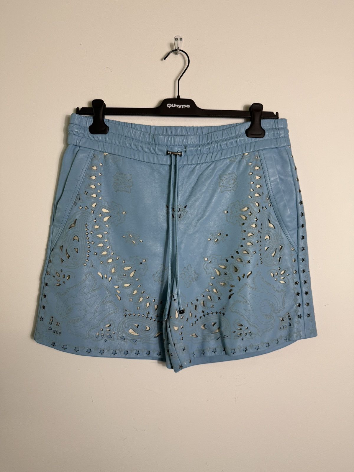 Amiri AMIRI Bandana Laser-Cut Leather Shorts in Sky Blue Size US 34 / EU 50 - 1 Thumbnail