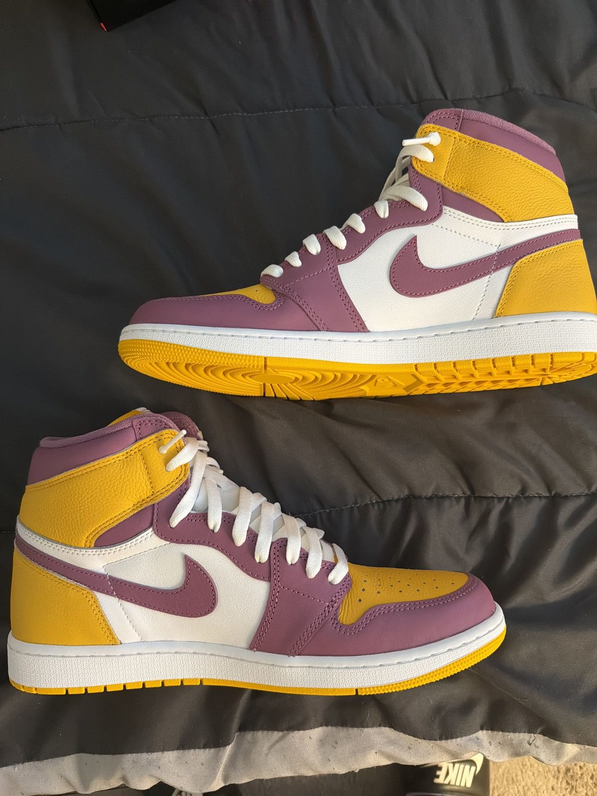 Jordan Brand Jordan 1 Brotherhood Size US 12 / EU 45 - 2 Thumbnail