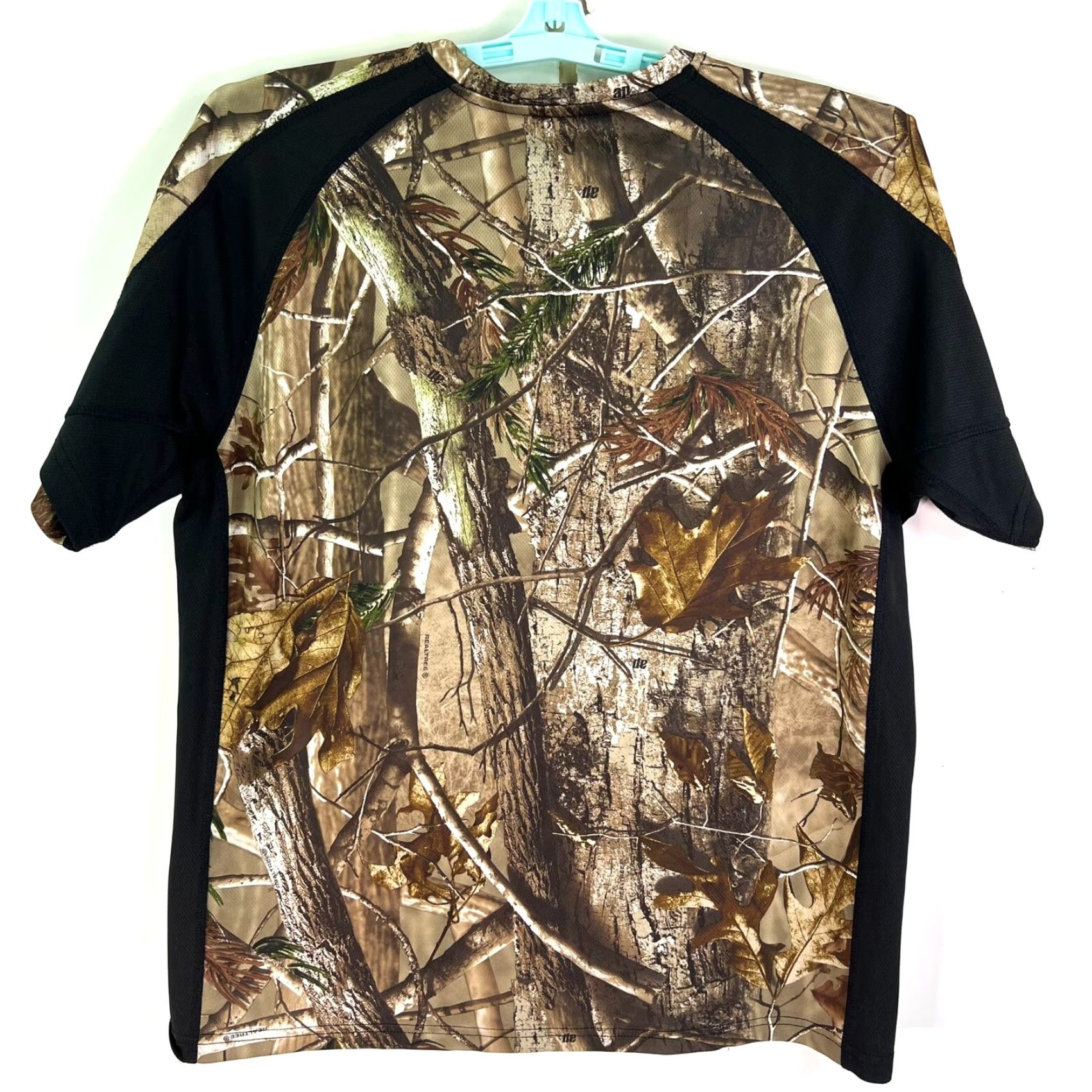 Realtree Realtree Real Tree AP Camo Shirt Mens L Adult Large Camouflage Multicolor Short Sleeve Crew Neck Logo Knit Polyester Spandex All Seasons Regular Size US L / EU 52-54 / 3 - 5 Thumbnail