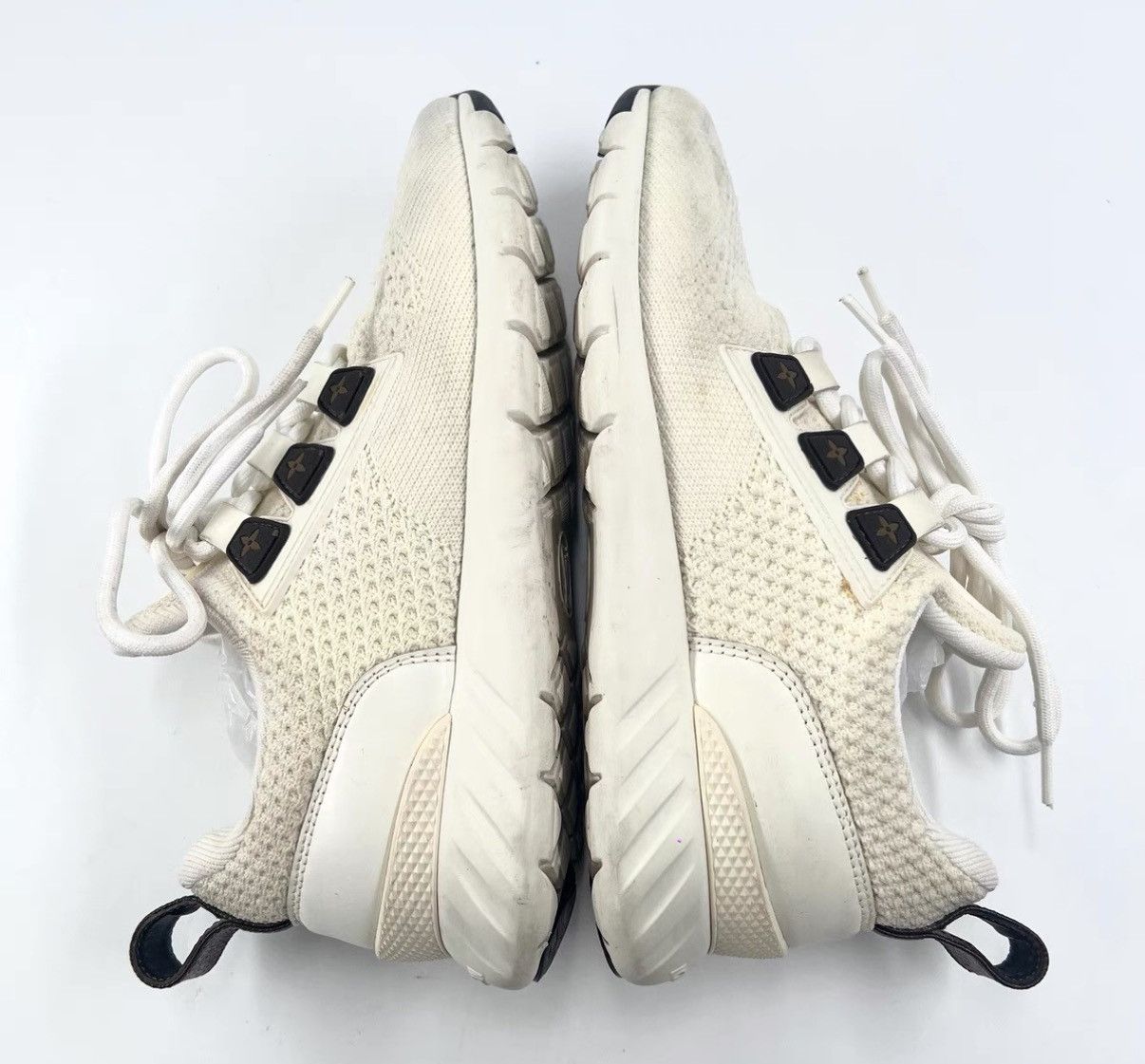 Louis Vuitton Louis Vuitton / Classic Women's Monogram Woven Sneakers K12 Size US 5.5 / IT 35.5 - 7 Thumbnail