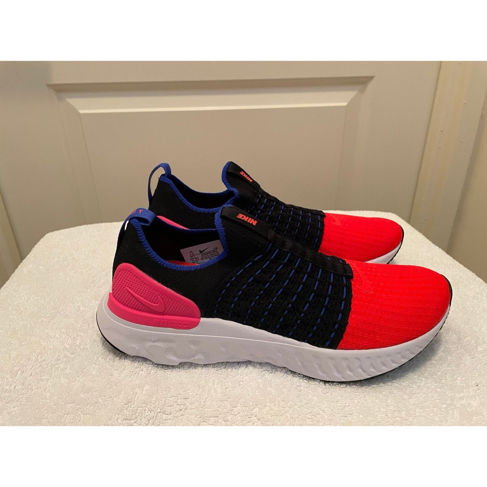 Nike Nike React Phantom Run Flyknit 2 Slip On Running Shoe Size US 8.5 / IT 38.5 - 8 Thumbnail