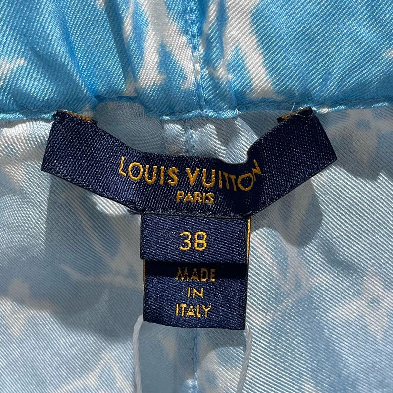 Other Louis Vuitton Blue presbyopic full-print silk shorts Size US 38 / EU 54 - 3 Thumbnail