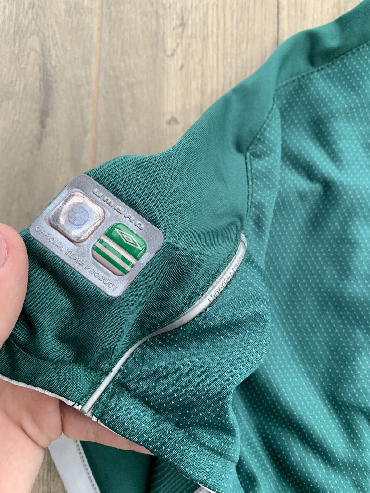 Umbro 🔥CELTIC 2004 2005 UMBRO AWAY SOCCER JERSEY Size US M / EU 48-50 / 2 - 10 Thumbnail