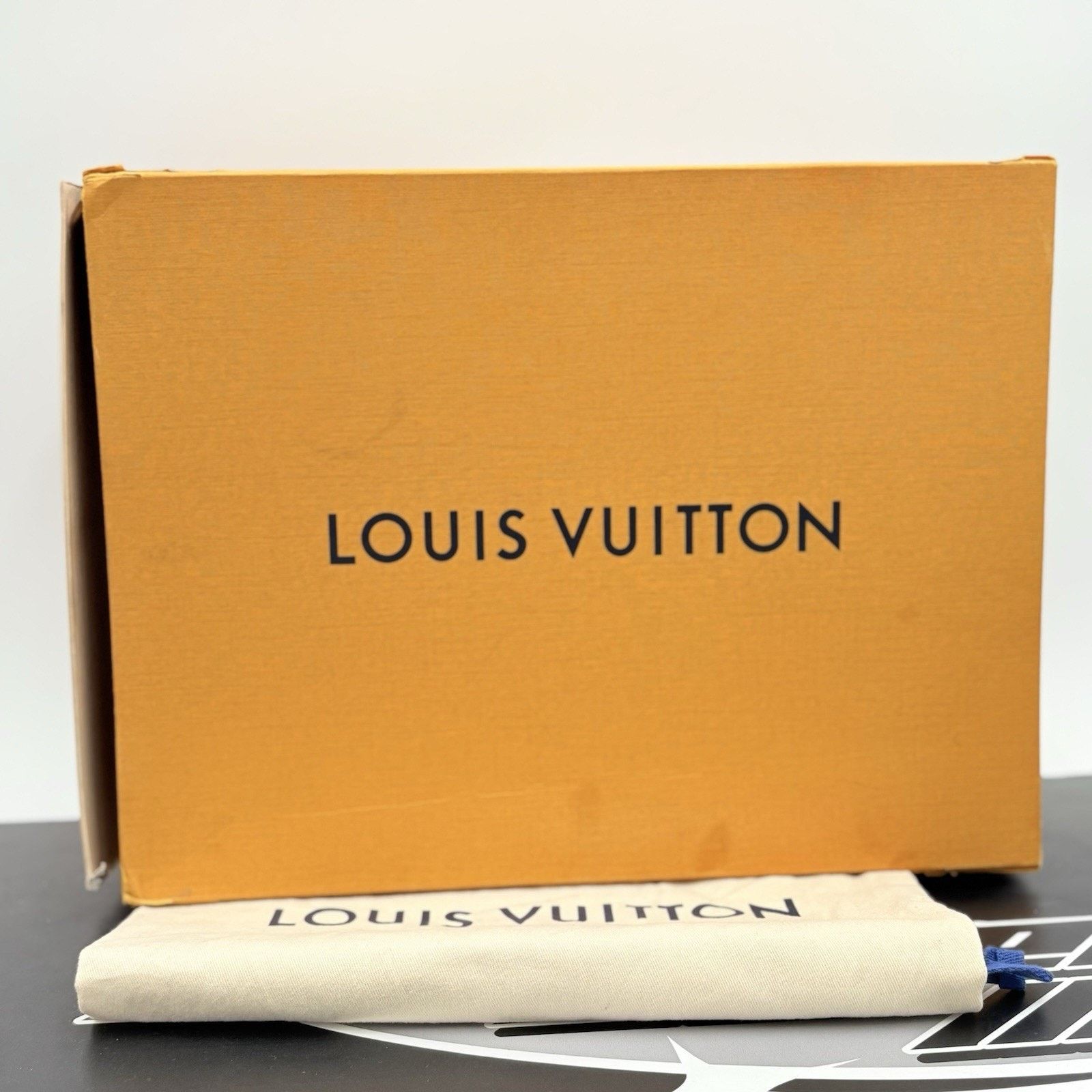Louis Vuitton 11-11.5 Louis Vuitton Strap Trainer ' Green ' | SUPER CLEAN! Size US 11 / EU 44 - 17 Thumbnail