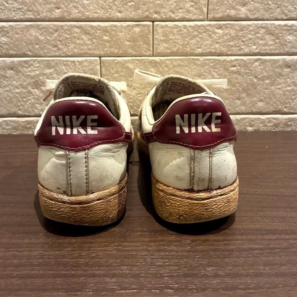 Nike Nike Bruin Leather 1983 White Red US7 Vintage Sneakers - Retired Size US 7 / EU 40 - 3 Thumbnail