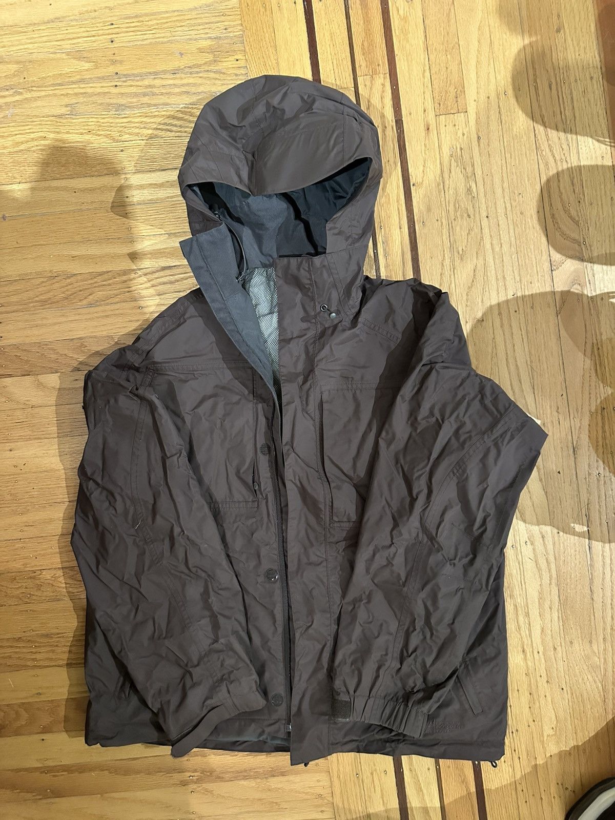 Mountain Equipment Company MEC Mountain Equipment Co-op Hooded Waterproof Jacket Size US M / EU 48-50 / 2 - 1 Thumbnail