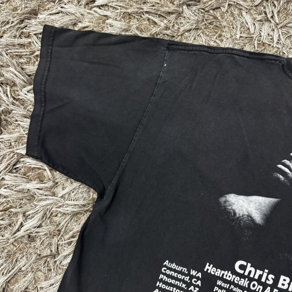 Rap Tees Chris Brown Heartbreak on a Full Moon Shirt Size US XL / EU 56 / 4 - 12 Thumbnail