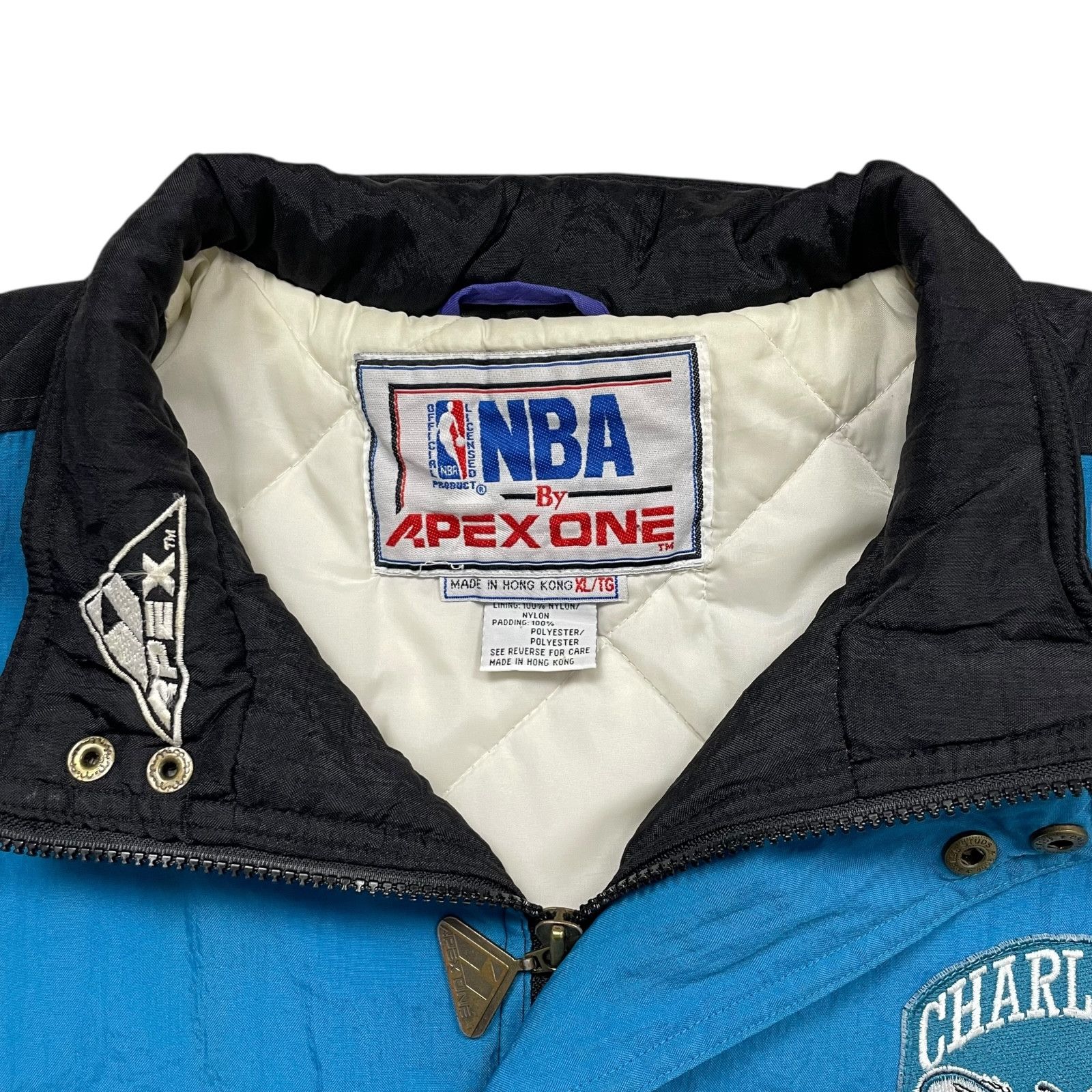 NBA VTG 90s CHARLOTTE HORNETS APEX ONE FULL ZIP PUFFER JACKET XL Size US XL / EU 56 / 4 - 7 Thumbnail