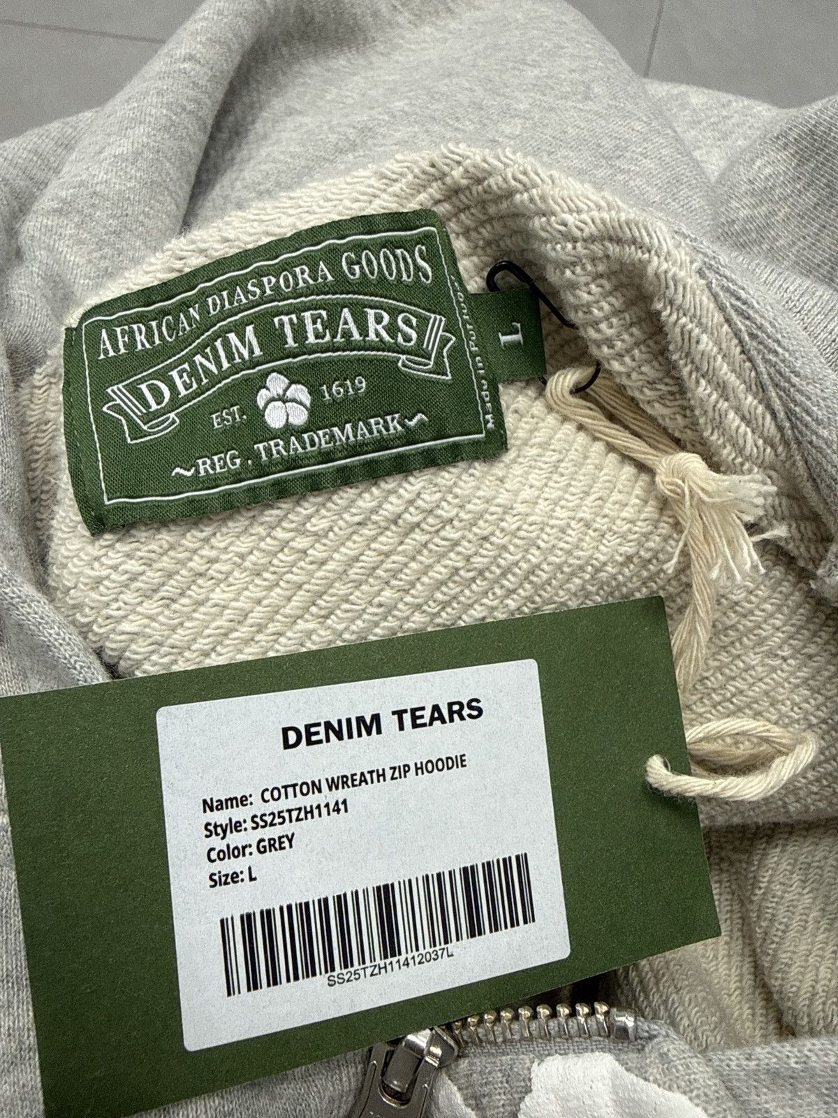 DENIM TEARS Denim Tears Cotton Wreath Zip Up Hoodie Grey Large Size US L / EU 52-54 / 3 - 2 Thumbnail