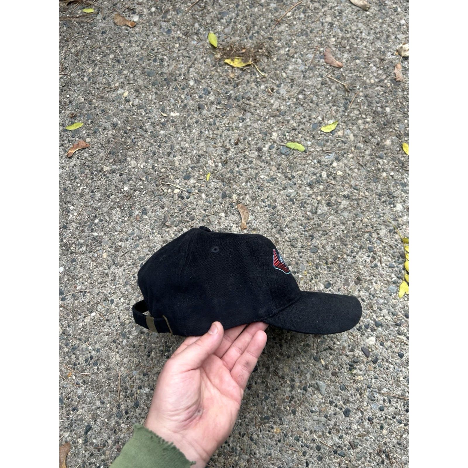 Vintage VINTAGE Strapback Travis Tritt hat cap country club music artist adjustable Men Black Strapback Mens Adjustable Cap Size ONE SIZE - 8 Thumbnail