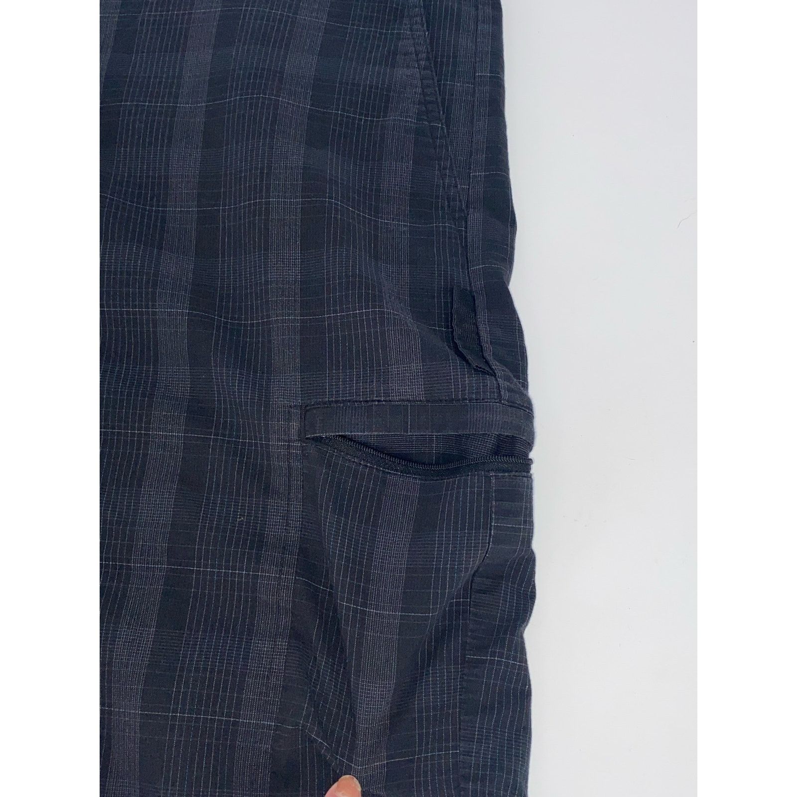 Greg Norman Greg Norman Mens Golf Shorts Size US 38 / EU 54 - 7 Thumbnail