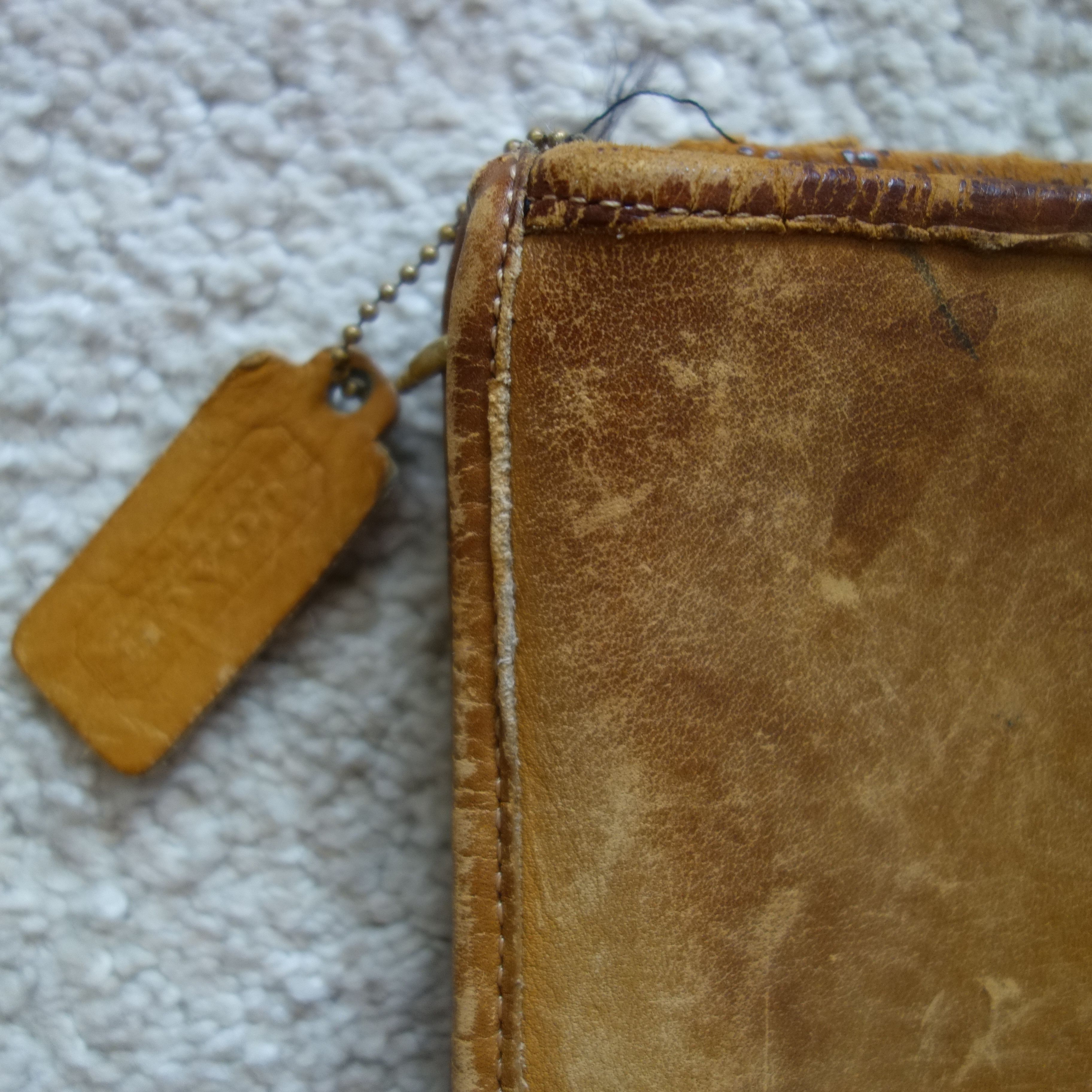 Coach × Vintage vintage distressed Coach usa made Leather Pouch Size ONE SIZE - 4 Thumbnail