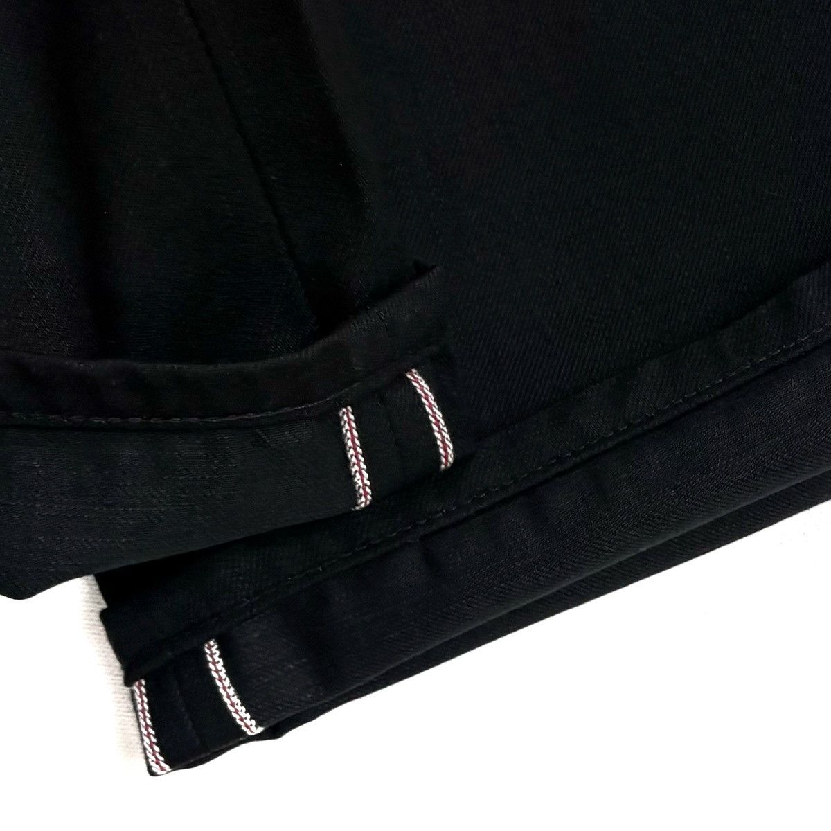 Naked & Famous NWT Naked & Famous Groovy Guy Solid Black Selvedge Denim Size US 36 / EU 52 - 4 Thumbnail