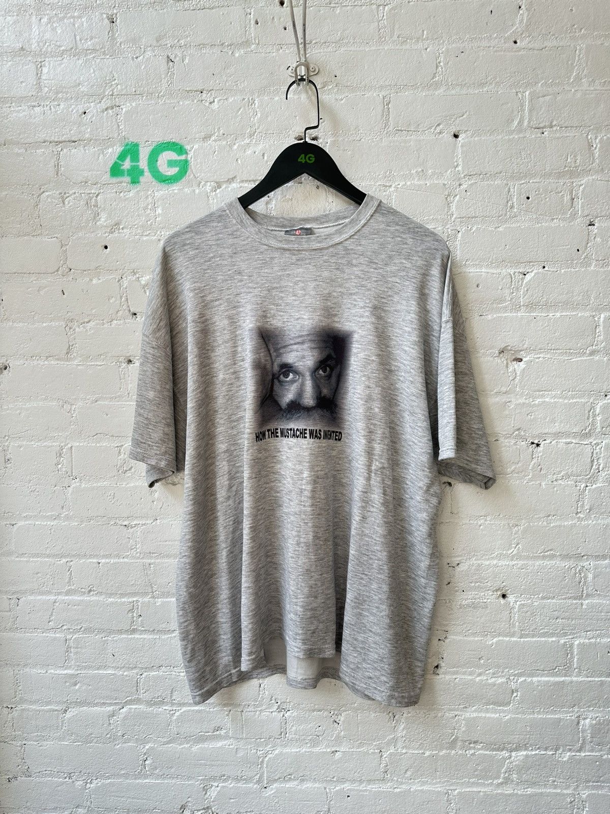 Vintage HOW THE MUSTACHE WAS INVENTED VINTAGE T Size US XL / EU 56 / 4 - 1 Thumbnail