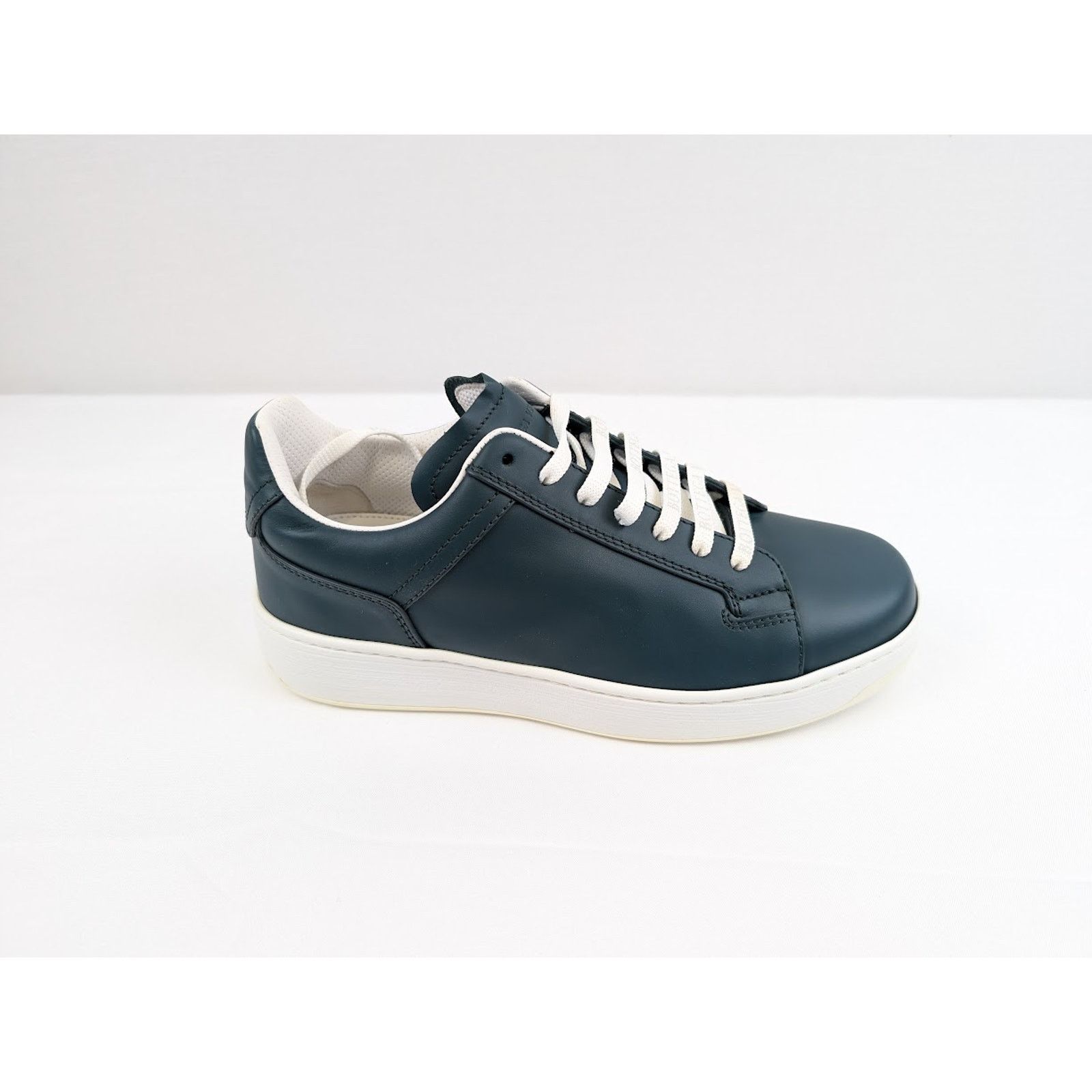 Bottega Veneta o1rshd1 Bolt Calf Low-Top Sneakers in Ottanio Size US 8.5 / EU 41-42 - 2 Thumbnail
