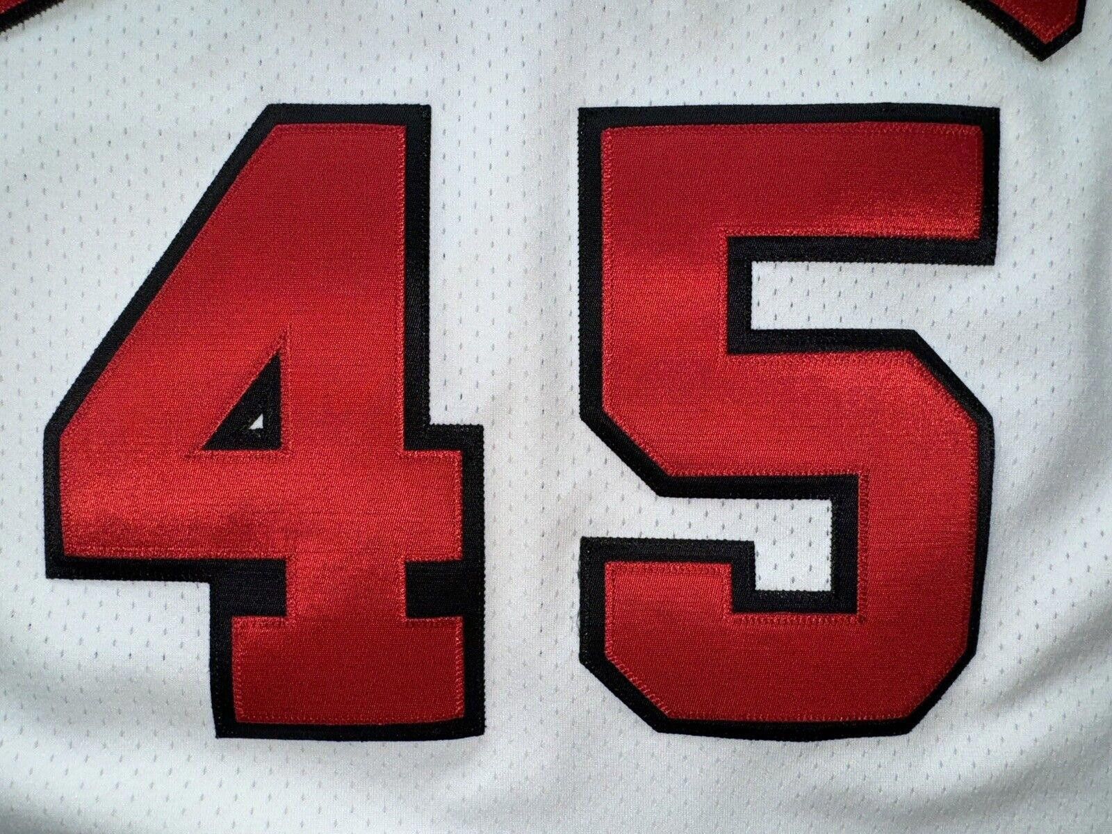 Mitchell & Ness Mitchell & Ness NBA Chicago Bulls Michael Jordan 45 Jersey S Size ONE SIZE - 3 Thumbnail