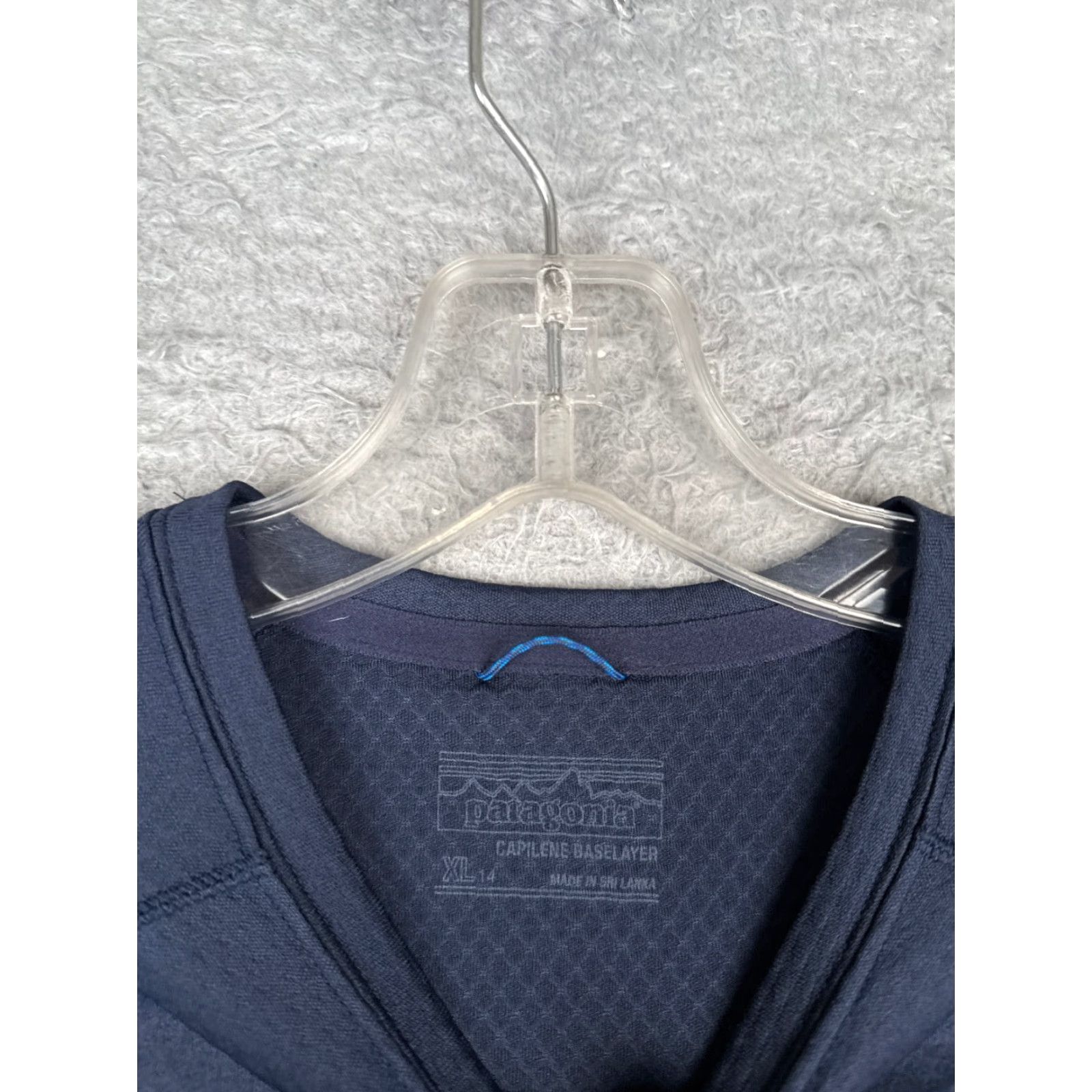 Patagonia Patagonia Shirt Junior Extra Large Blue Capilene Baselayer Long Sleeve Polyester Size XL / US 12-14 / IT 48-50 - 6 Thumbnail