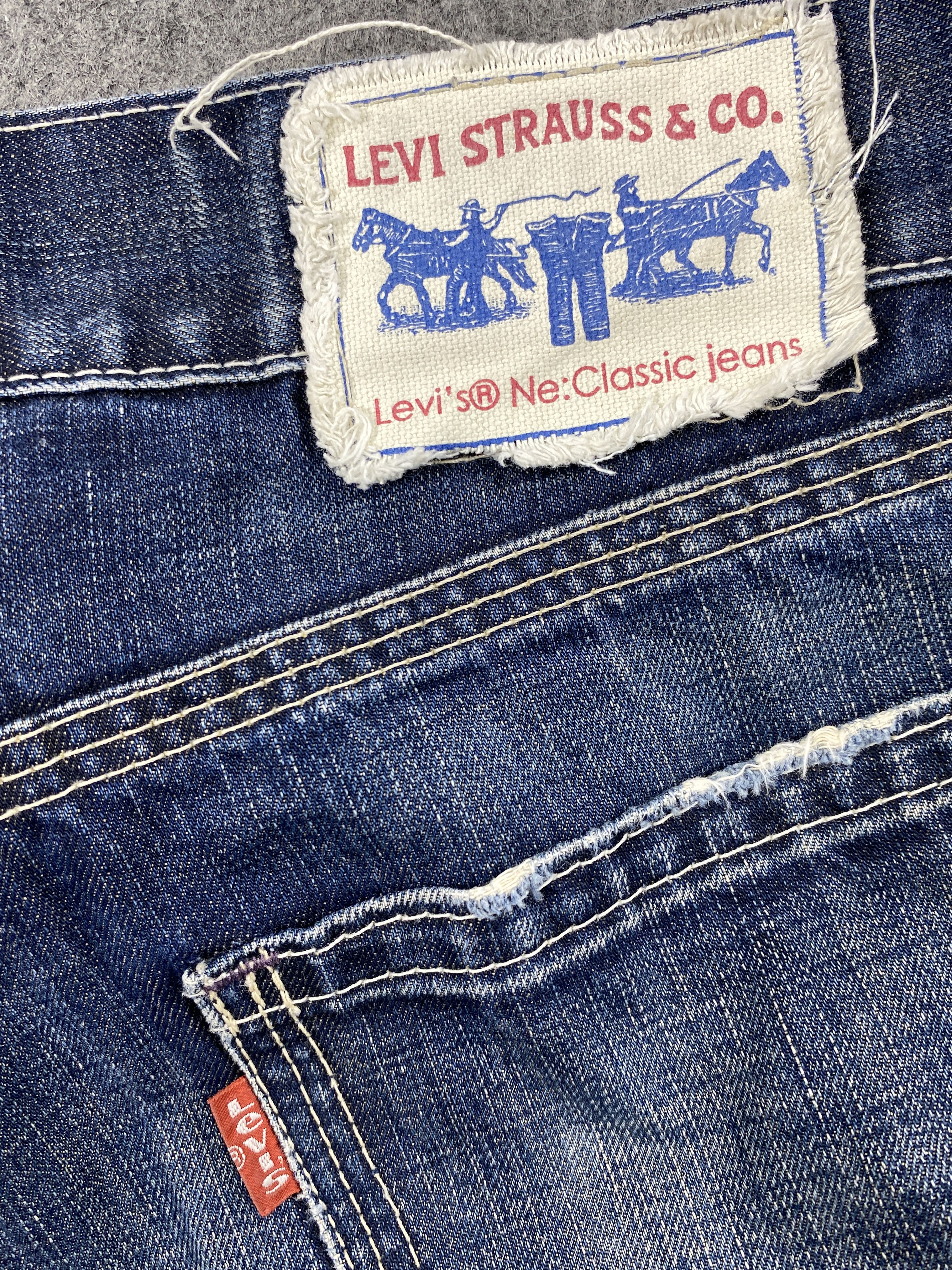Levi's Distressed Blue Vintage Levi's 502 33x33 Denim -JN1453 Size US 33 - 8 Thumbnail