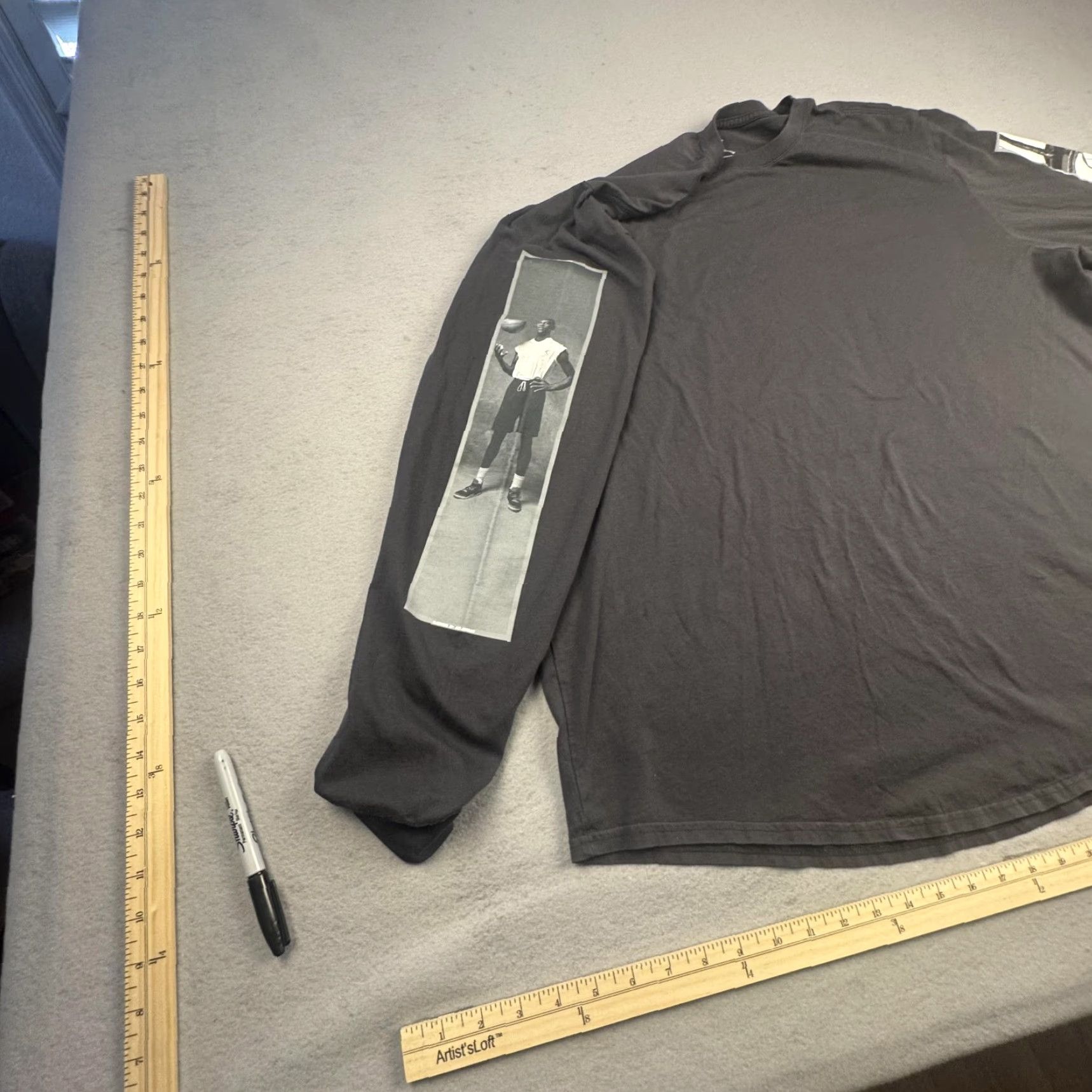 Jordan Brand Jordan Shirt Mens 3XL Black Long Sleeve Graphic Tee Photo Sleeve Nike Size US XXL / EU 58 / 5 - 5 Thumbnail