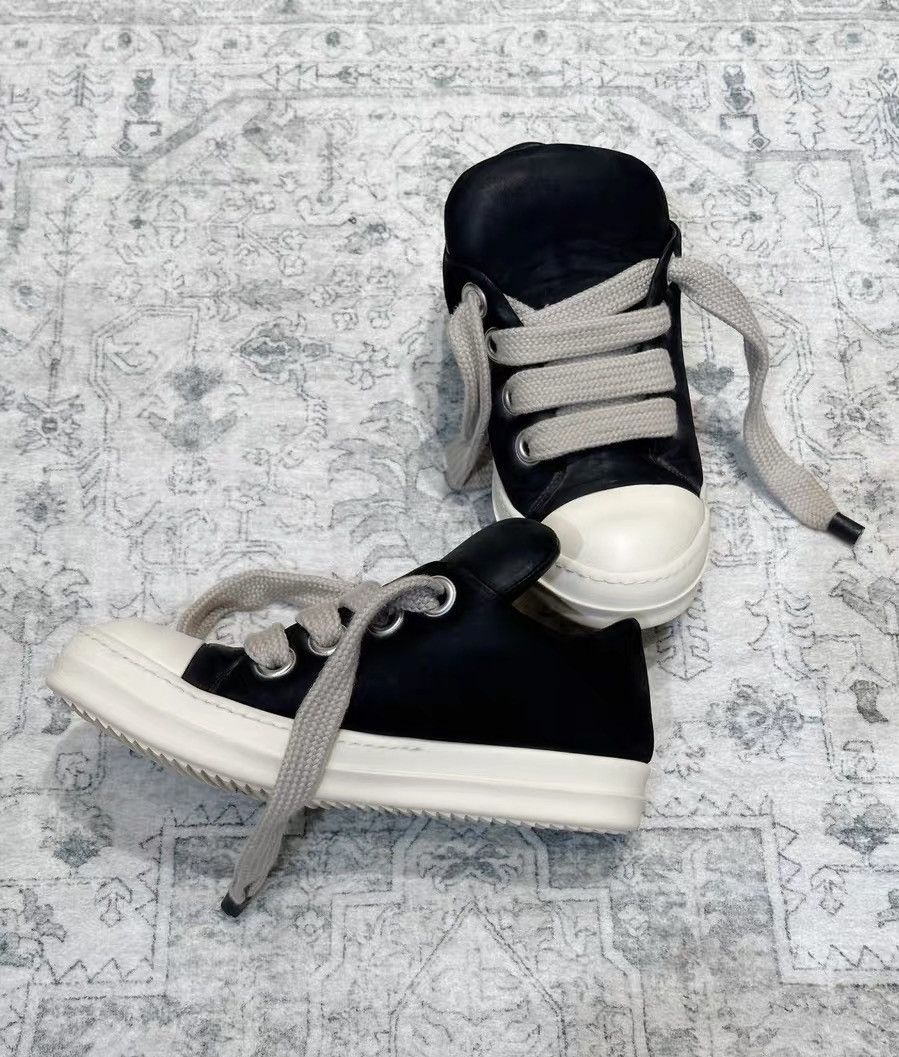 Rick Owens Rick Owens chunky lace black and white low-top sneakers Size US 7 / EU 40 - 5 Thumbnail